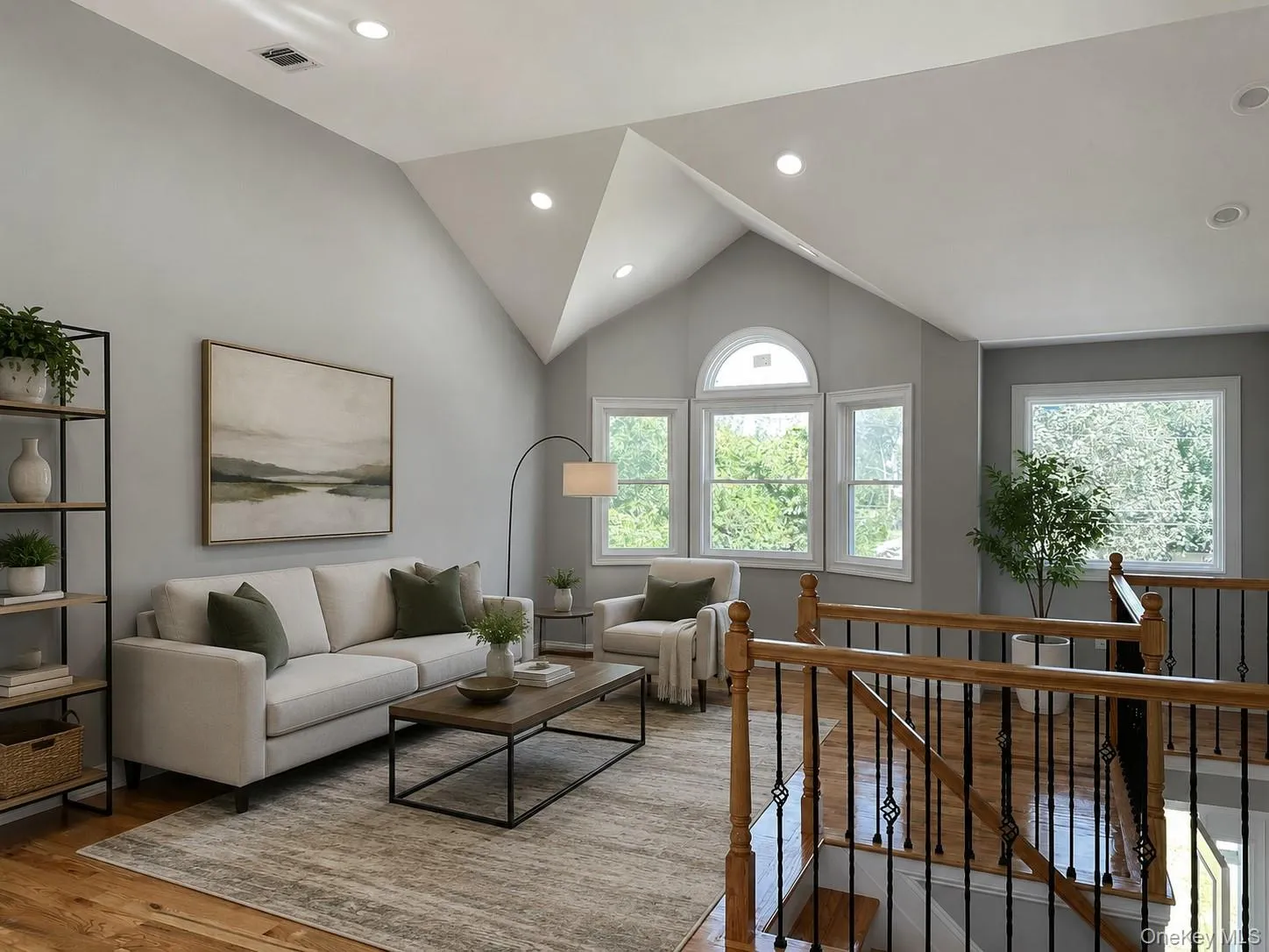 Virtually staged / digitally enhanced to showcase the property's potential Virtually staged / digitally enhanced to showcase the property's potential