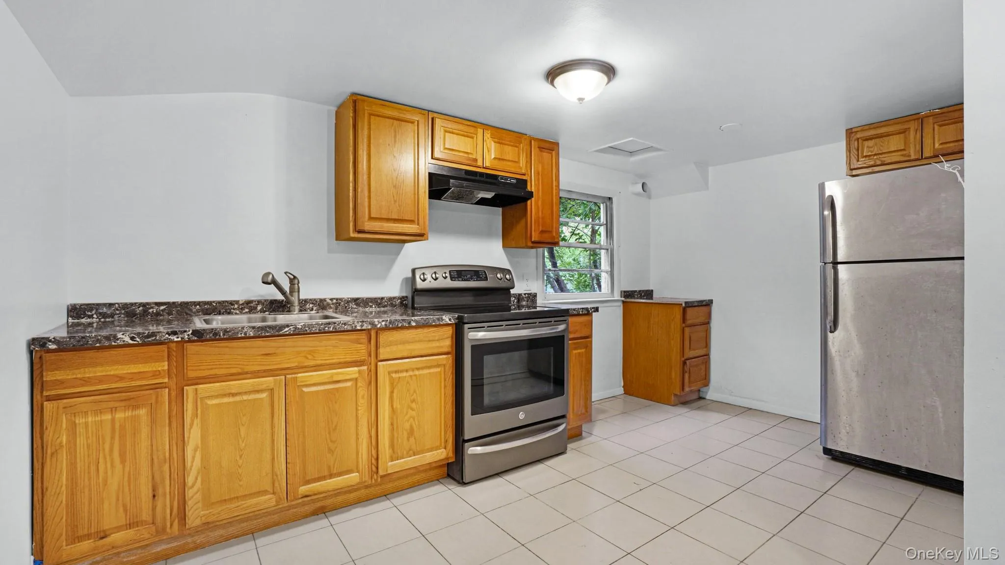 185 17th Street, Huntington, NY, 2 Bedrooms Bedrooms, 7 Rooms Rooms,3 BathroomsBathrooms,Residential,For Rent,17th,0,1017452 185 17th Street, Huntington, NY, 2 Bedrooms Bedrooms, 7 Rooms Rooms,3 BathroomsBathrooms,Residential,For Rent,17th,0,1017452