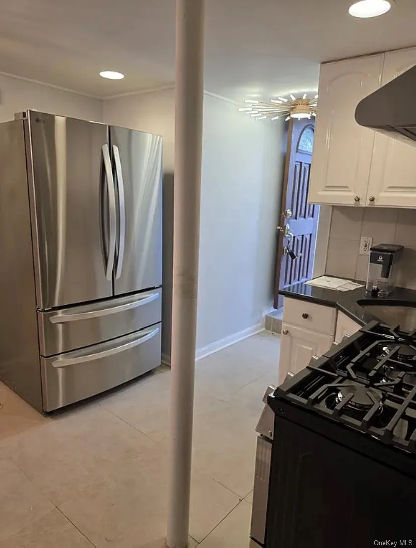 2 Hill Park Avenue, North Hempstead, NY, 1 Bedroom Bedrooms, 3 Rooms Rooms,1 BathroomBathrooms,Residential Lease,For Rent,Hill Park,0,1017453 2 Hill Park Avenue, North Hempstead, NY, 1 Bedroom Bedrooms, 3 Rooms Rooms,1 BathroomBathrooms,Residential Lease,For Rent,Hill Park,0,1017453
