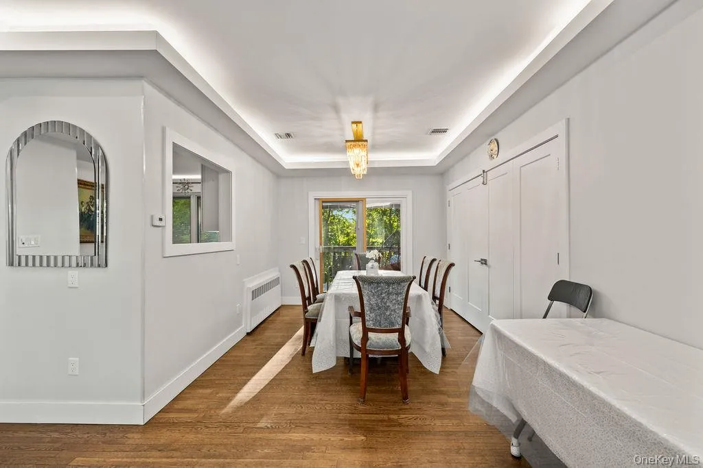 31 Beckett Court, Ramapo, NY, 5 Bedrooms Bedrooms, 10 Rooms Rooms,4 BathroomsBathrooms,Residential,For Rent,Beckett,0,1017458 31 Beckett Court, Ramapo, NY, 5 Bedrooms Bedrooms, 10 Rooms Rooms,4 BathroomsBathrooms,Residential,For Rent,Beckett,0,1017458