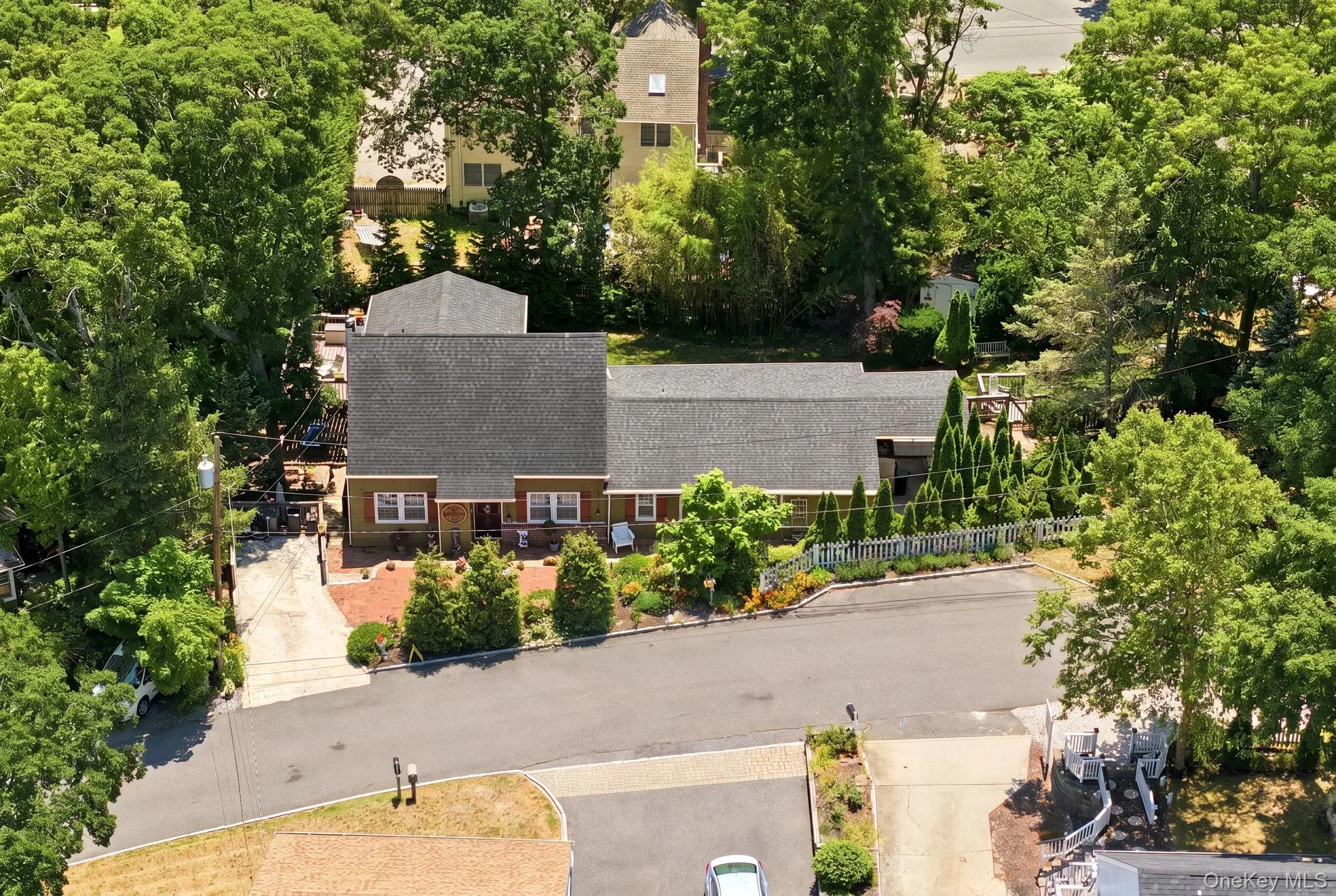 36 Sayville Road, Brookhaven, NY, 7 Bedrooms Bedrooms, 8 Rooms Rooms,3 BathroomsBathrooms,Residential,For Rent,Sayville,0,1017459 36 Sayville Road, Brookhaven, NY, 7 Bedrooms Bedrooms, 8 Rooms Rooms,3 BathroomsBathrooms,Residential,For Rent,Sayville,0,1017459