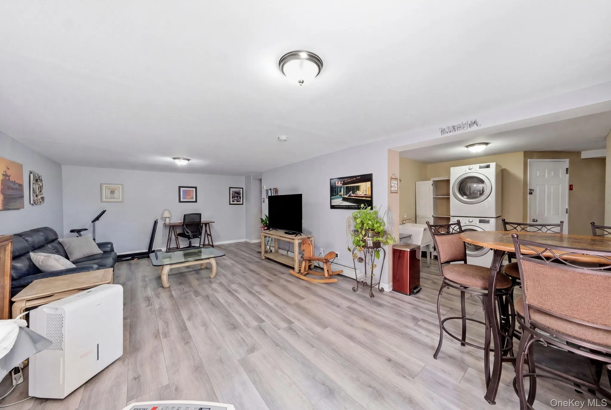 36 Sayville Road, Brookhaven, NY, 7 Bedrooms Bedrooms, 8 Rooms Rooms,3 BathroomsBathrooms,Residential,For Rent,Sayville,0,1017459 36 Sayville Road, Brookhaven, NY, 7 Bedrooms Bedrooms, 8 Rooms Rooms,3 BathroomsBathrooms,Residential,For Rent,Sayville,0,1017459