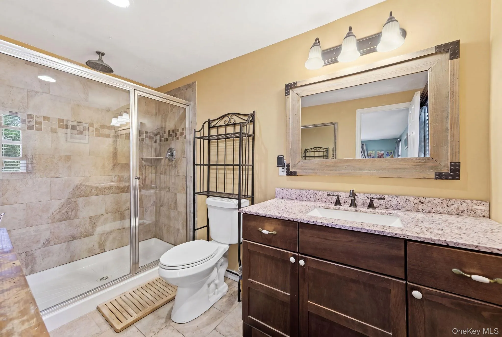 36 Sayville Road, Brookhaven, NY, 7 Bedrooms Bedrooms, 8 Rooms Rooms,3 BathroomsBathrooms,Residential,For Rent,Sayville,0,1017459 36 Sayville Road, Brookhaven, NY, 7 Bedrooms Bedrooms, 8 Rooms Rooms,3 BathroomsBathrooms,Residential,For Rent,Sayville,0,1017459