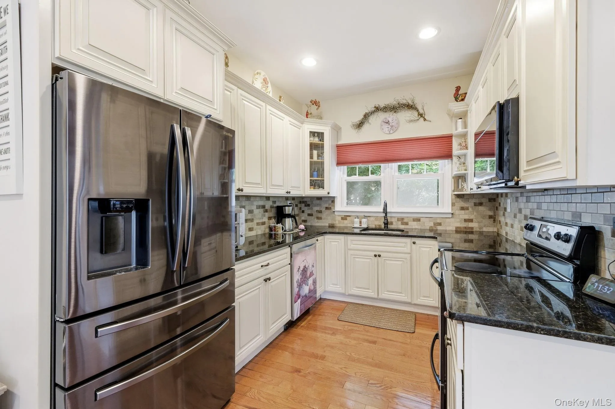 36 Sayville Road, Brookhaven, NY, 7 Bedrooms Bedrooms, 8 Rooms Rooms,3 BathroomsBathrooms,Residential,For Rent,Sayville,0,1017459 36 Sayville Road, Brookhaven, NY, 7 Bedrooms Bedrooms, 8 Rooms Rooms,3 BathroomsBathrooms,Residential,For Rent,Sayville,0,1017459