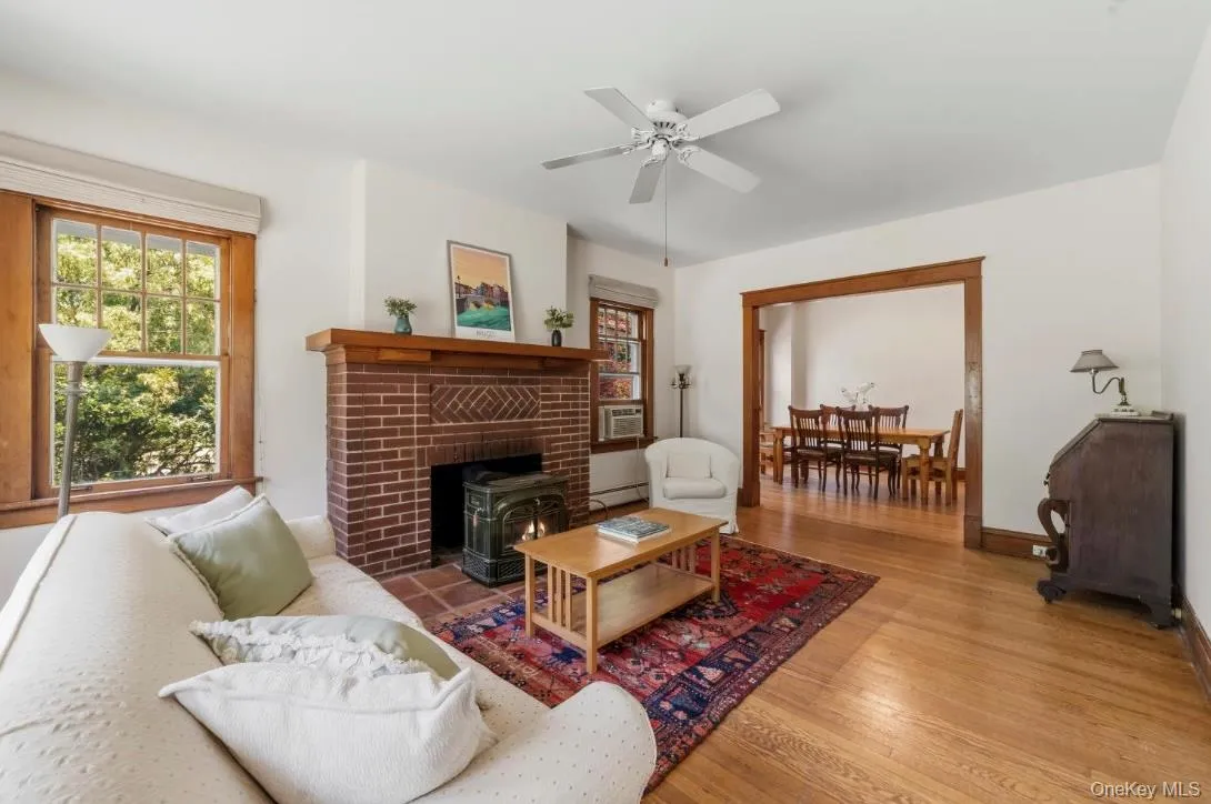 71 Stephens Road, Orangetown, NY, 3 Bedrooms Bedrooms, 6 Rooms Rooms,2 BathroomsBathrooms,Residential,For Rent,Stephens,0,1017472 71 Stephens Road, Orangetown, NY, 3 Bedrooms Bedrooms, 6 Rooms Rooms,2 BathroomsBathrooms,Residential,For Rent,Stephens,0,1017472