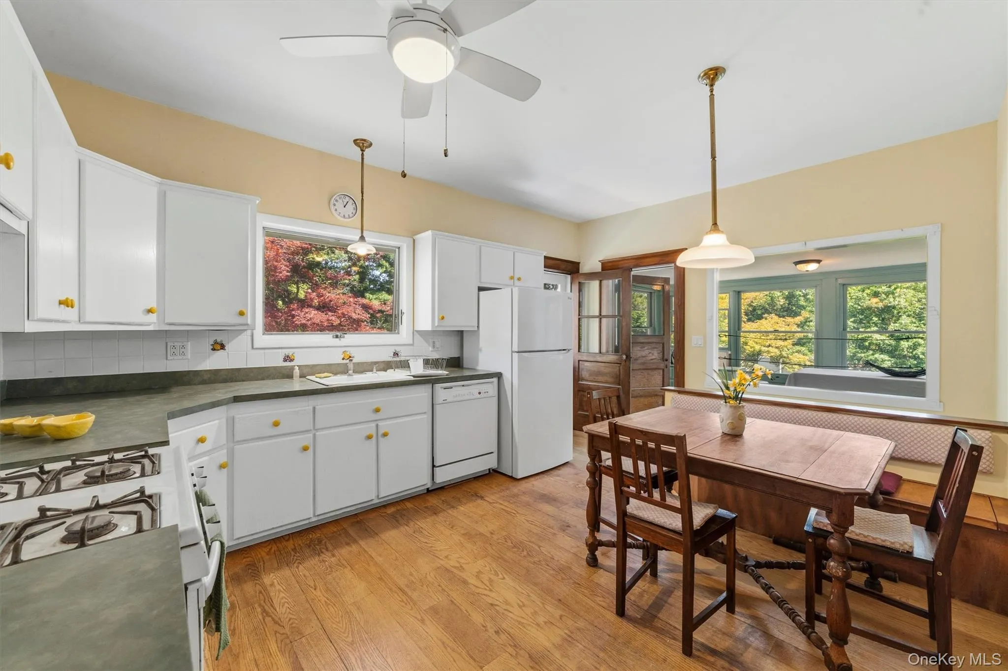 71 Stephens Road, Orangetown, NY, 3 Bedrooms Bedrooms, 6 Rooms Rooms,2 BathroomsBathrooms,Residential,For Rent,Stephens,0,1017472 71 Stephens Road, Orangetown, NY, 3 Bedrooms Bedrooms, 6 Rooms Rooms,2 BathroomsBathrooms,Residential,For Rent,Stephens,0,1017472