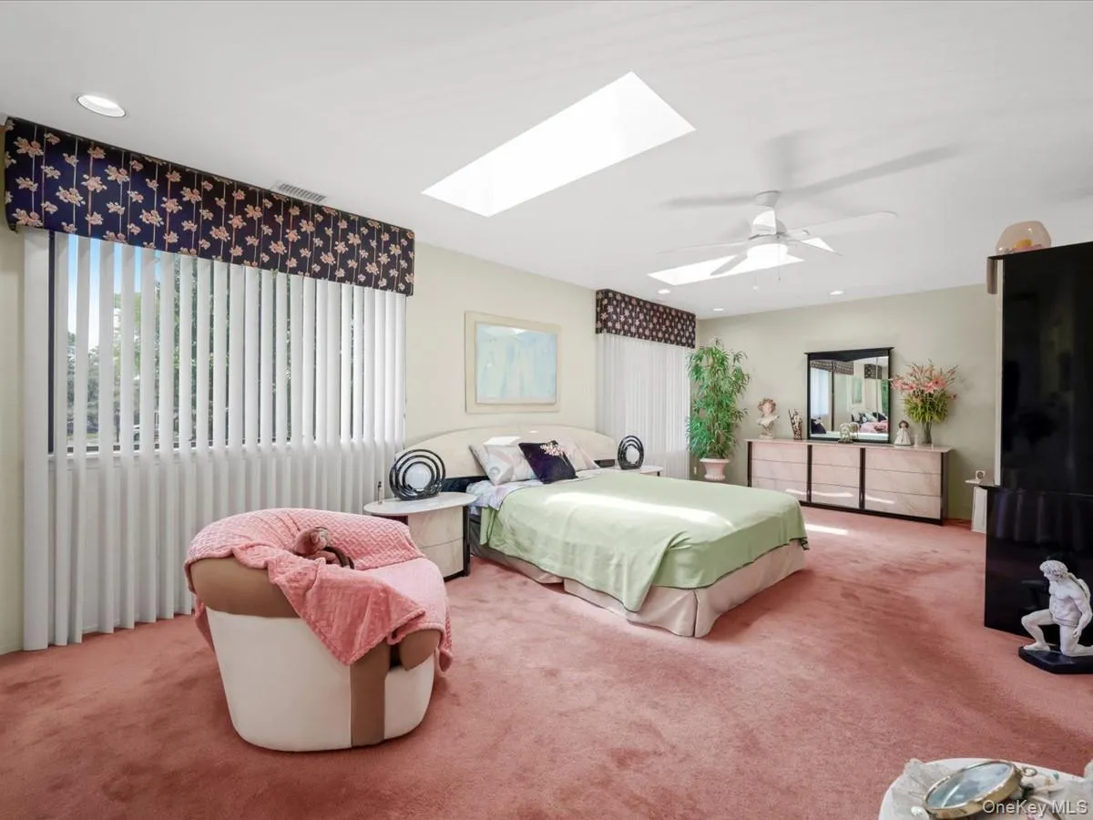 181 North Lane, Smithtown, NY, 2 Bedrooms Bedrooms, 7 Rooms Rooms,2 BathroomsBathrooms,Residential,For Rent,North,0,KEY1017473 181 North Lane, Smithtown, NY, 2 Bedrooms Bedrooms, 7 Rooms Rooms,2 BathroomsBathrooms,Residential,For Rent,North,0,KEY1017473