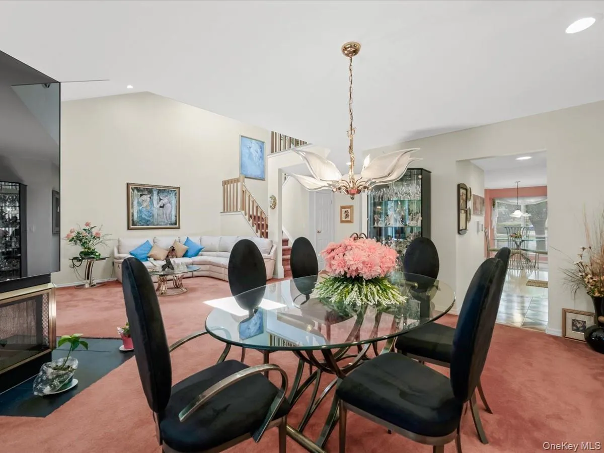 181 North Lane, Smithtown, NY, 2 Bedrooms Bedrooms, 7 Rooms Rooms,2 BathroomsBathrooms,Residential,For Rent,North,0,KEY1017473 181 North Lane, Smithtown, NY, 2 Bedrooms Bedrooms, 7 Rooms Rooms,2 BathroomsBathrooms,Residential,For Rent,North,0,KEY1017473