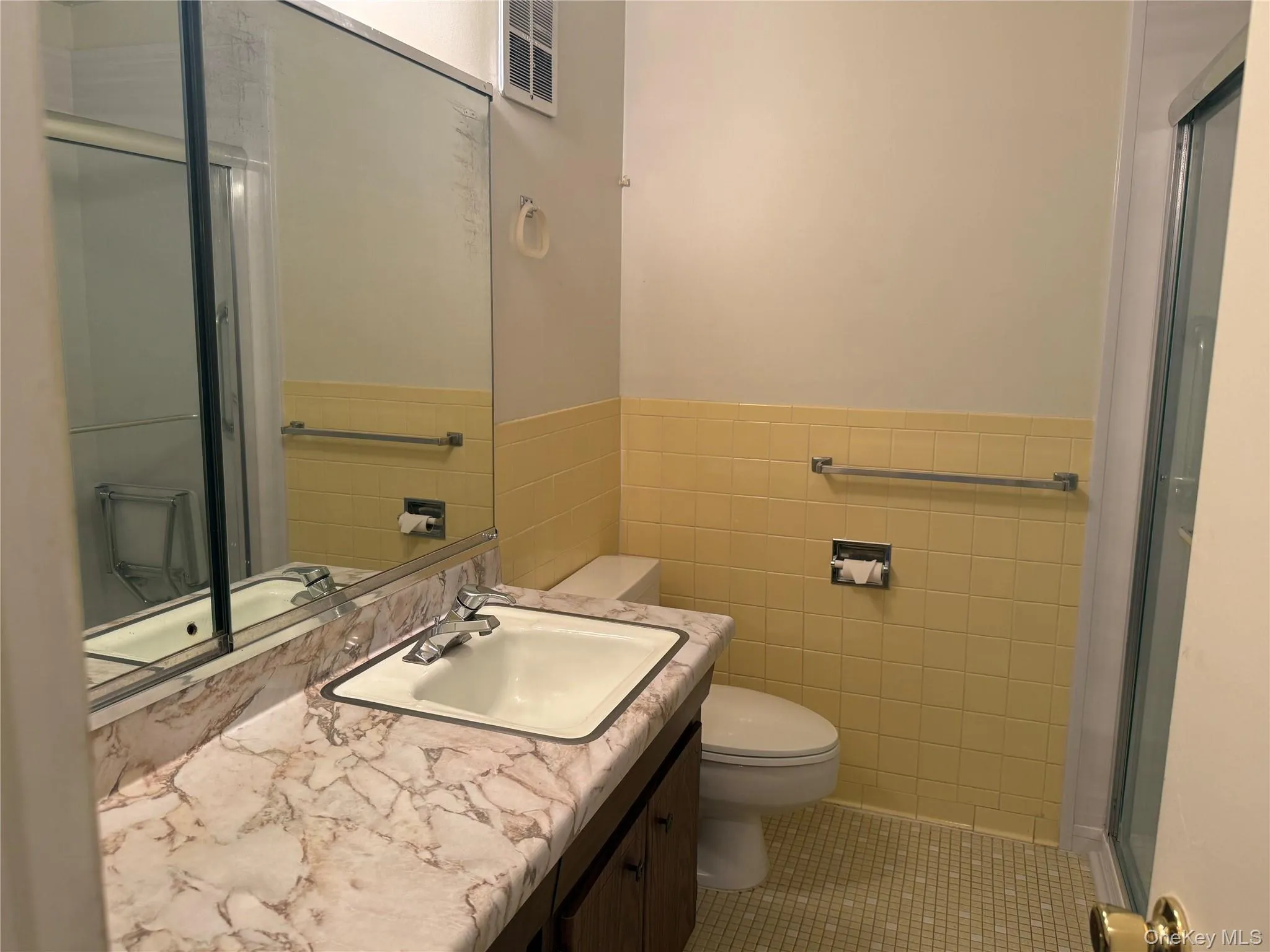 1840 Crompond Road, Peekskill, NY, 2 Bedrooms Bedrooms, 4 Rooms Rooms,1 BathroomBathrooms,Residential,For Rent,Crompond,0,KEY1017475 1840 Crompond Road, Peekskill, NY, 2 Bedrooms Bedrooms, 4 Rooms Rooms,1 BathroomBathrooms,Residential,For Rent,Crompond,0,KEY1017475
