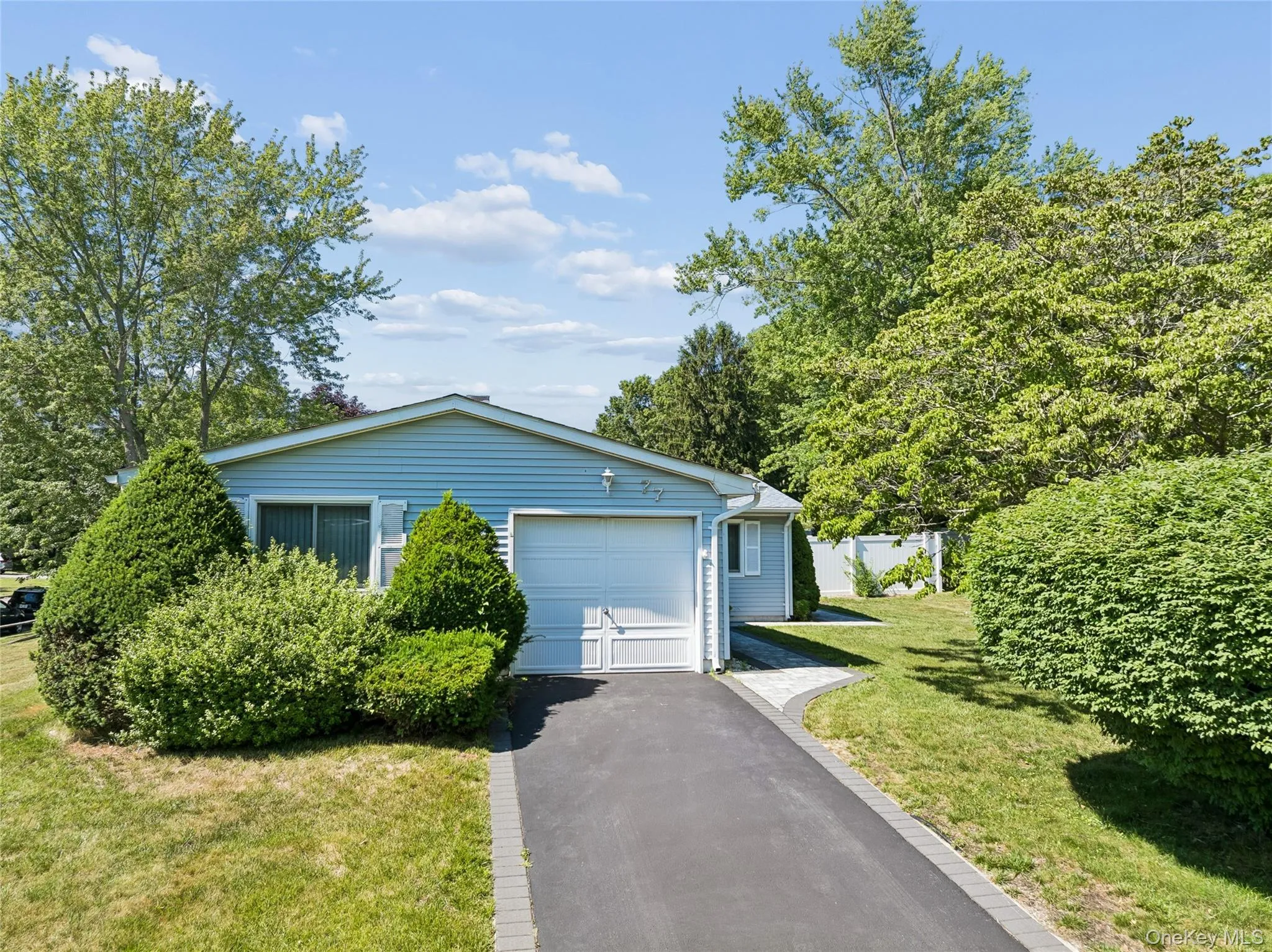 77 Masonic Avenue, Brookhaven, NY, 3 Bedrooms Bedrooms, 5 Rooms Rooms,1 BathroomBathrooms,Residential,For Rent,Masonic,0,KEY1017477 77 Masonic Avenue, Brookhaven, NY, 3 Bedrooms Bedrooms, 5 Rooms Rooms,1 BathroomBathrooms,Residential,For Rent,Masonic,0,KEY1017477