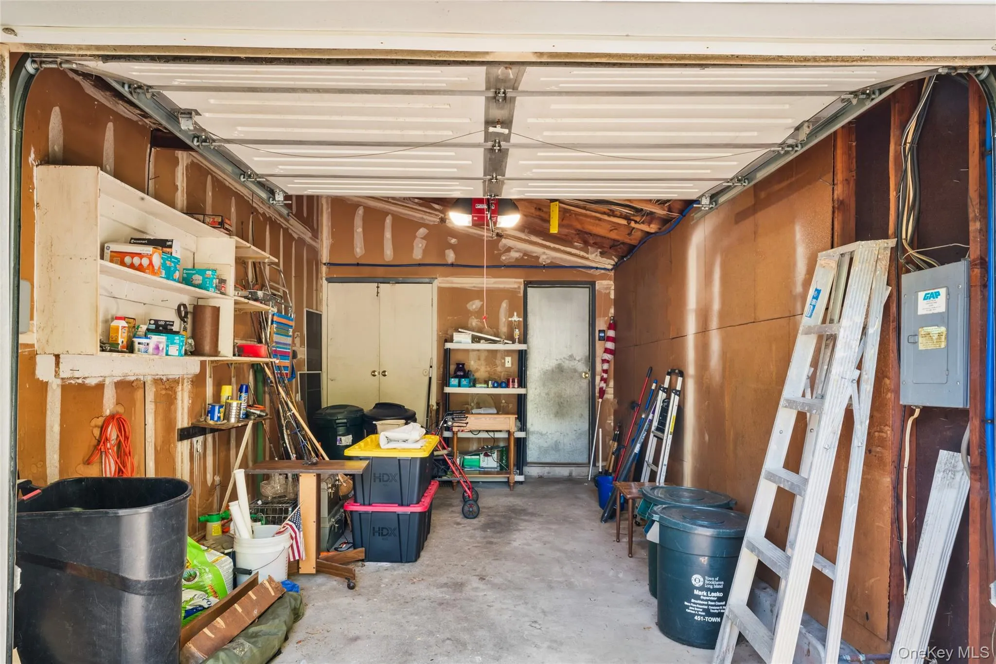 77 Masonic Avenue, Brookhaven, NY, 3 Bedrooms Bedrooms, 5 Rooms Rooms,1 BathroomBathrooms,Residential,For Rent,Masonic,0,KEY1017477 77 Masonic Avenue, Brookhaven, NY, 3 Bedrooms Bedrooms, 5 Rooms Rooms,1 BathroomBathrooms,Residential,For Rent,Masonic,0,KEY1017477
