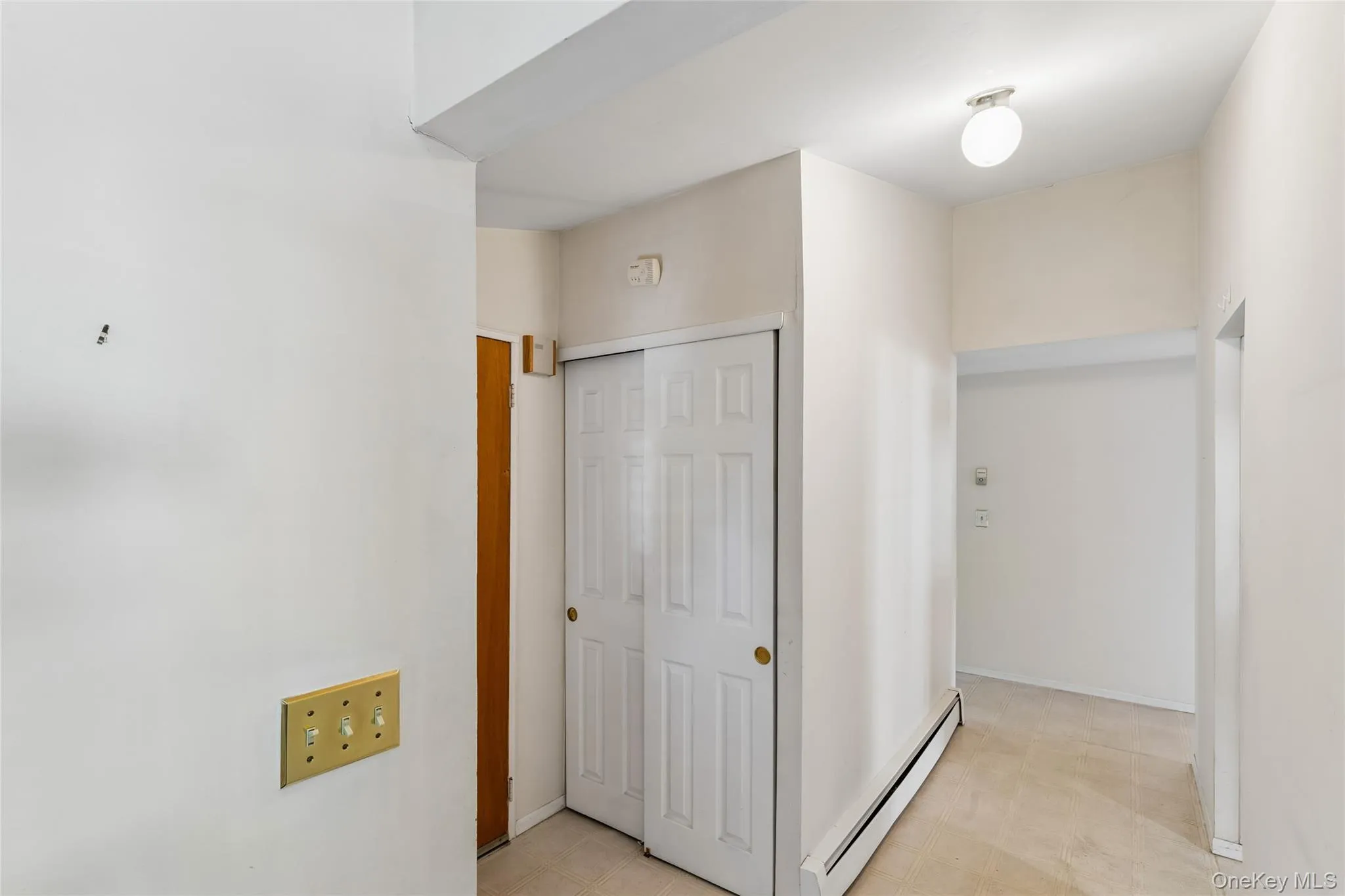 77 Masonic Avenue, Brookhaven, NY, 3 Bedrooms Bedrooms, 5 Rooms Rooms,1 BathroomBathrooms,Residential,For Rent,Masonic,0,KEY1017477 77 Masonic Avenue, Brookhaven, NY, 3 Bedrooms Bedrooms, 5 Rooms Rooms,1 BathroomBathrooms,Residential,For Rent,Masonic,0,KEY1017477