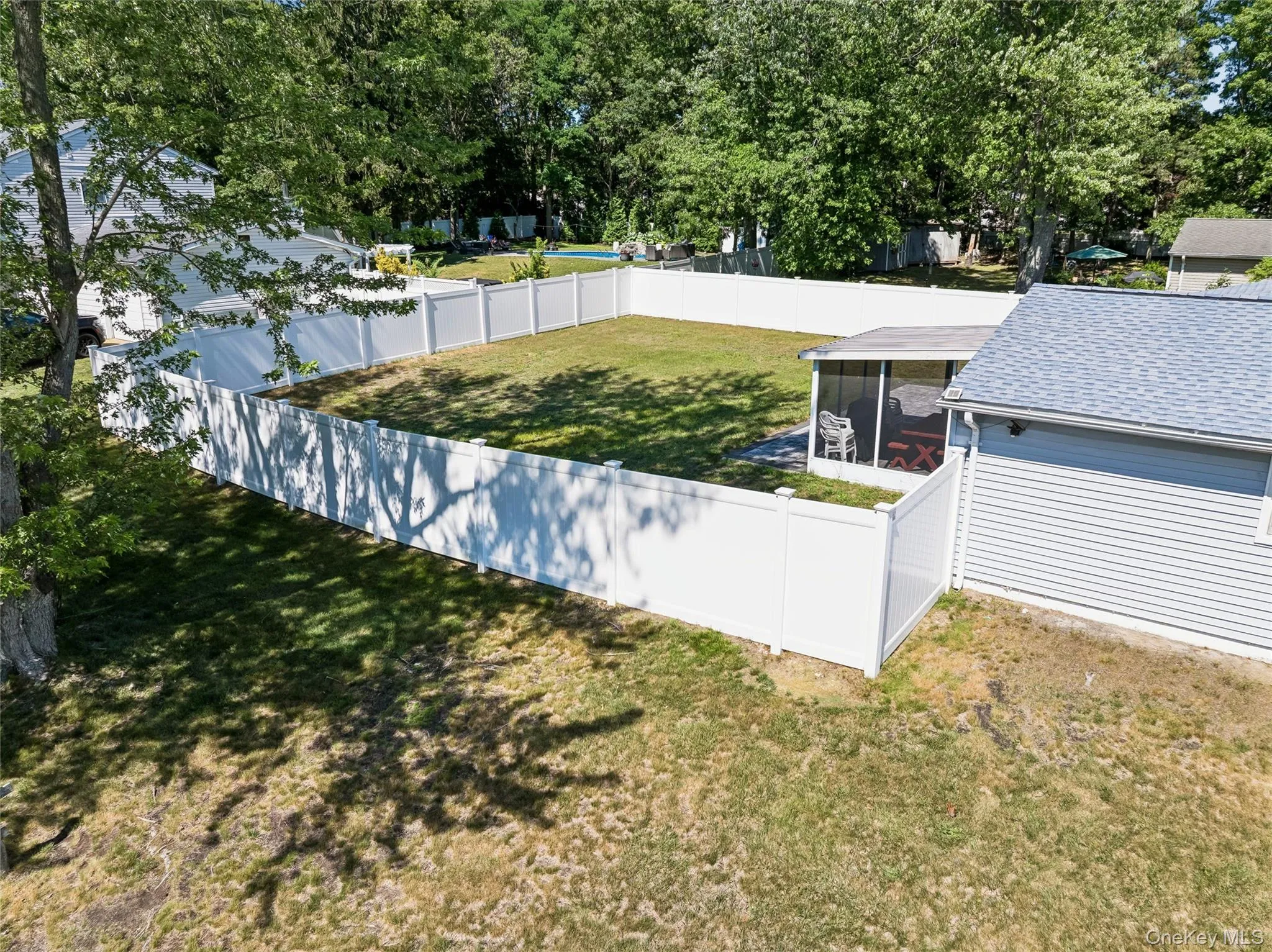 77 Masonic Avenue, Brookhaven, NY, 3 Bedrooms Bedrooms, 5 Rooms Rooms,1 BathroomBathrooms,Residential,For Rent,Masonic,0,KEY1017477 77 Masonic Avenue, Brookhaven, NY, 3 Bedrooms Bedrooms, 5 Rooms Rooms,1 BathroomBathrooms,Residential,For Rent,Masonic,0,KEY1017477