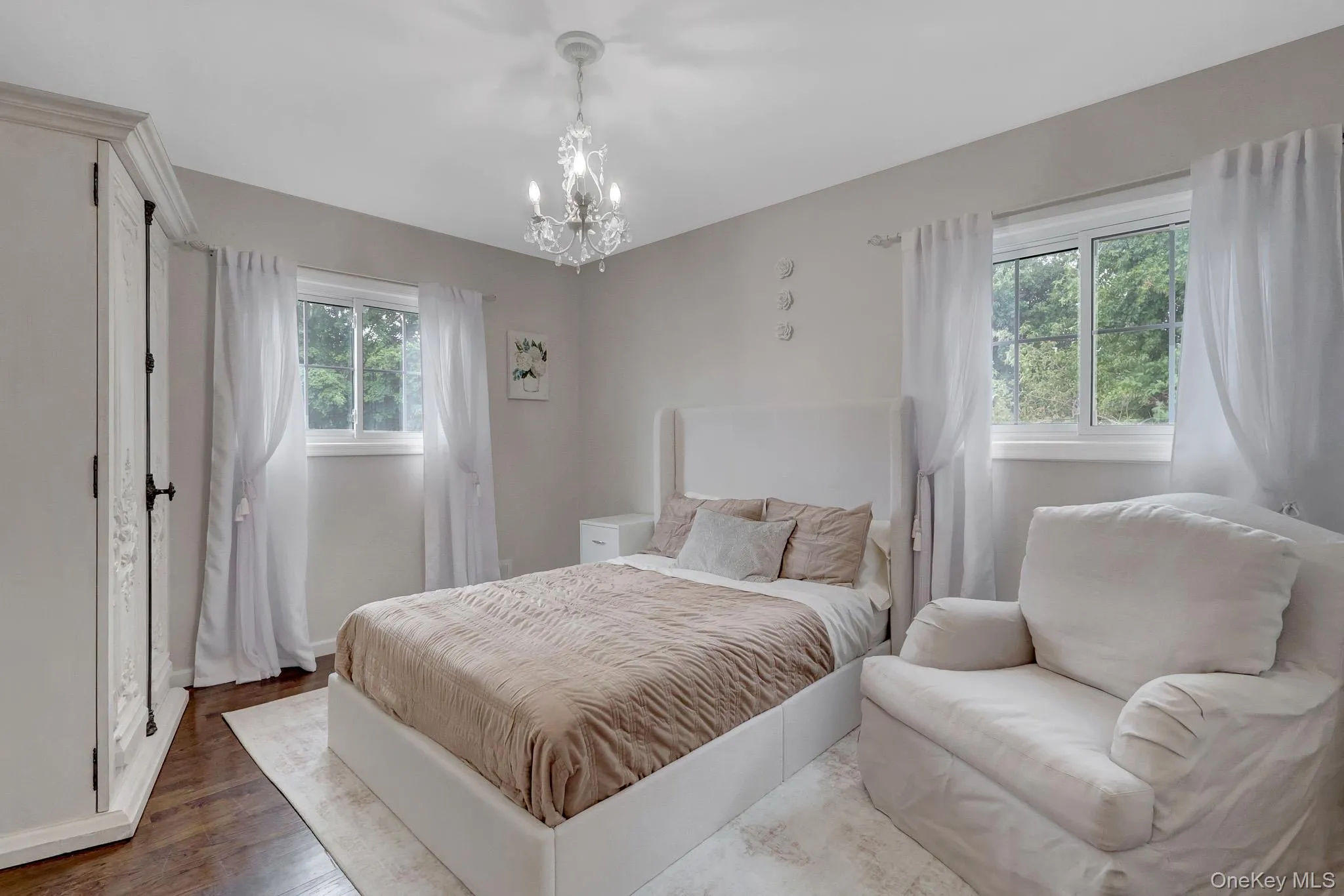 31 Leeds Lane, Babylon, NY, 4 Bedrooms Bedrooms, 8 Rooms Rooms,2 BathroomsBathrooms,Residential,For Rent,Leeds,0,KEY1017484 31 Leeds Lane, Babylon, NY, 4 Bedrooms Bedrooms, 8 Rooms Rooms,2 BathroomsBathrooms,Residential,For Rent,Leeds,0,KEY1017484