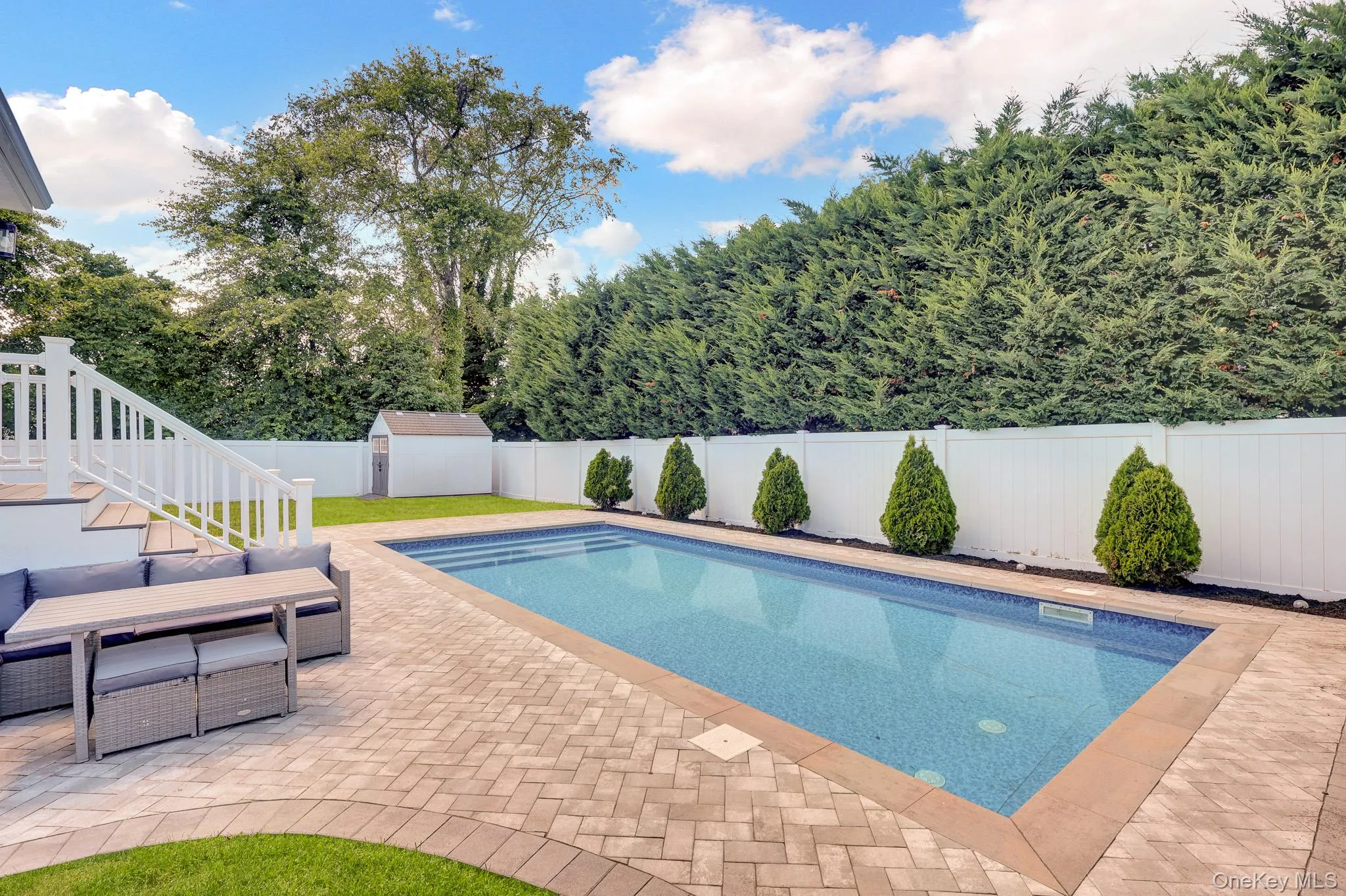 31 Leeds Lane, Babylon, NY, 4 Bedrooms Bedrooms, 8 Rooms Rooms,2 BathroomsBathrooms,Residential,For Rent,Leeds,0,KEY1017484 31 Leeds Lane, Babylon, NY, 4 Bedrooms Bedrooms, 8 Rooms Rooms,2 BathroomsBathrooms,Residential,For Rent,Leeds,0,KEY1017484