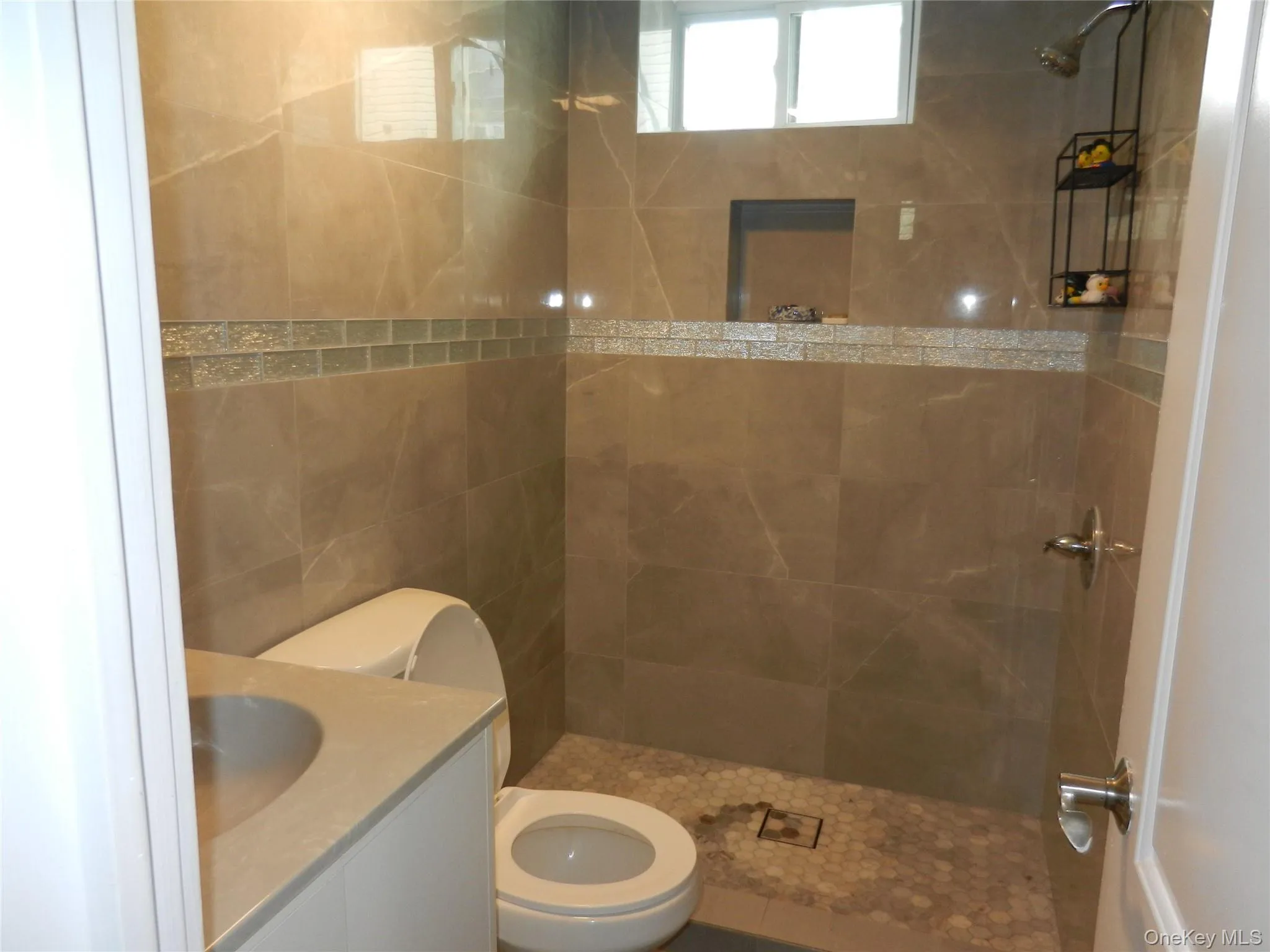 64 Avondale Street, Hempstead, NY, 5 Bedrooms Bedrooms, 11 Rooms Rooms,3 BathroomsBathrooms,Residential,For Rent,Avondale,0,1017485 64 Avondale Street, Hempstead, NY, 5 Bedrooms Bedrooms, 11 Rooms Rooms,3 BathroomsBathrooms,Residential,For Rent,Avondale,0,1017485