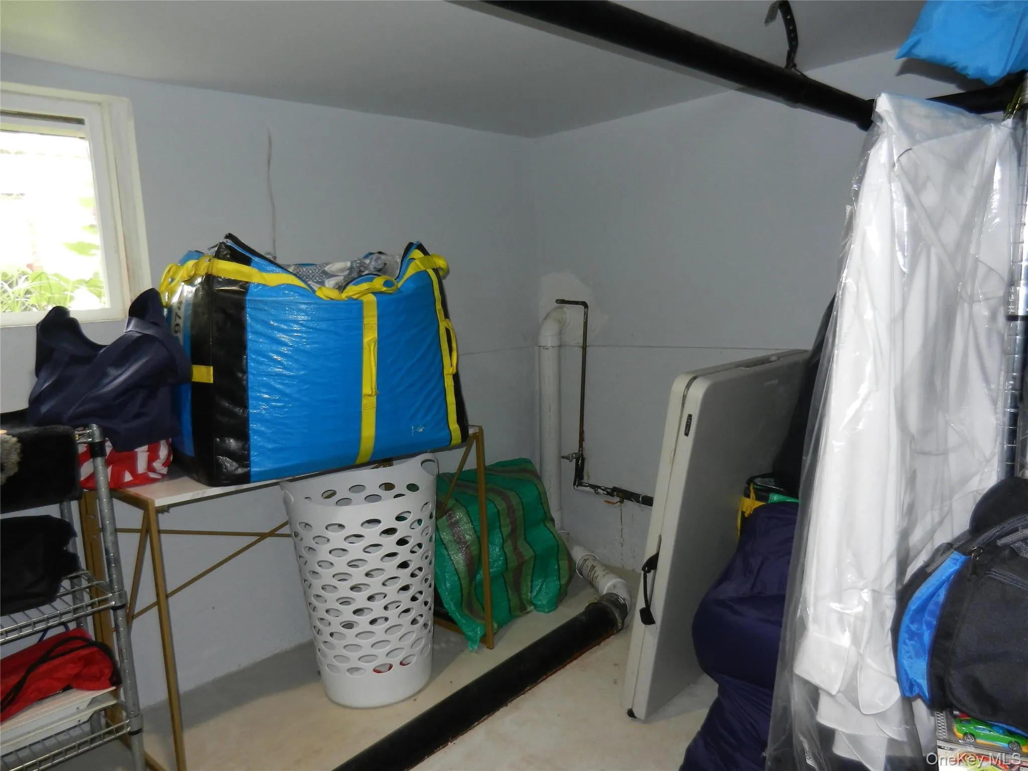 64 Avondale Street, Hempstead, NY, 5 Bedrooms Bedrooms, 11 Rooms Rooms,3 BathroomsBathrooms,Residential,For Rent,Avondale,0,1017485 64 Avondale Street, Hempstead, NY, 5 Bedrooms Bedrooms, 11 Rooms Rooms,3 BathroomsBathrooms,Residential,For Rent,Avondale,0,1017485