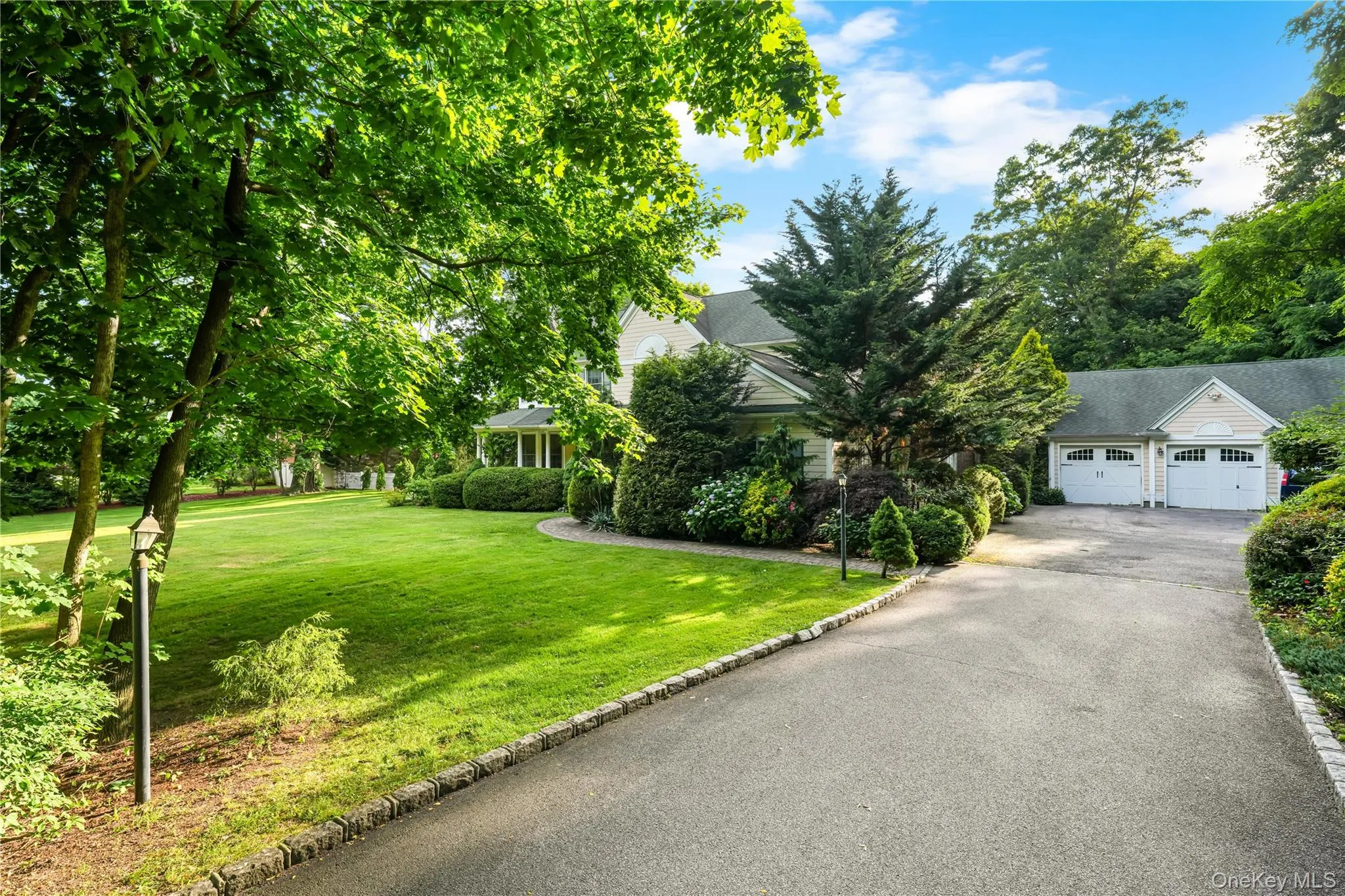 193 Pidgeon Hill Road, Huntington, NY, 5 Bedrooms Bedrooms, 13 Rooms Rooms,3 BathroomsBathrooms,Residential,For Rent,Pidgeon Hill,0,KEY1017489 193 Pidgeon Hill Road, Huntington, NY, 5 Bedrooms Bedrooms, 13 Rooms Rooms,3 BathroomsBathrooms,Residential,For Rent,Pidgeon Hill,0,KEY1017489