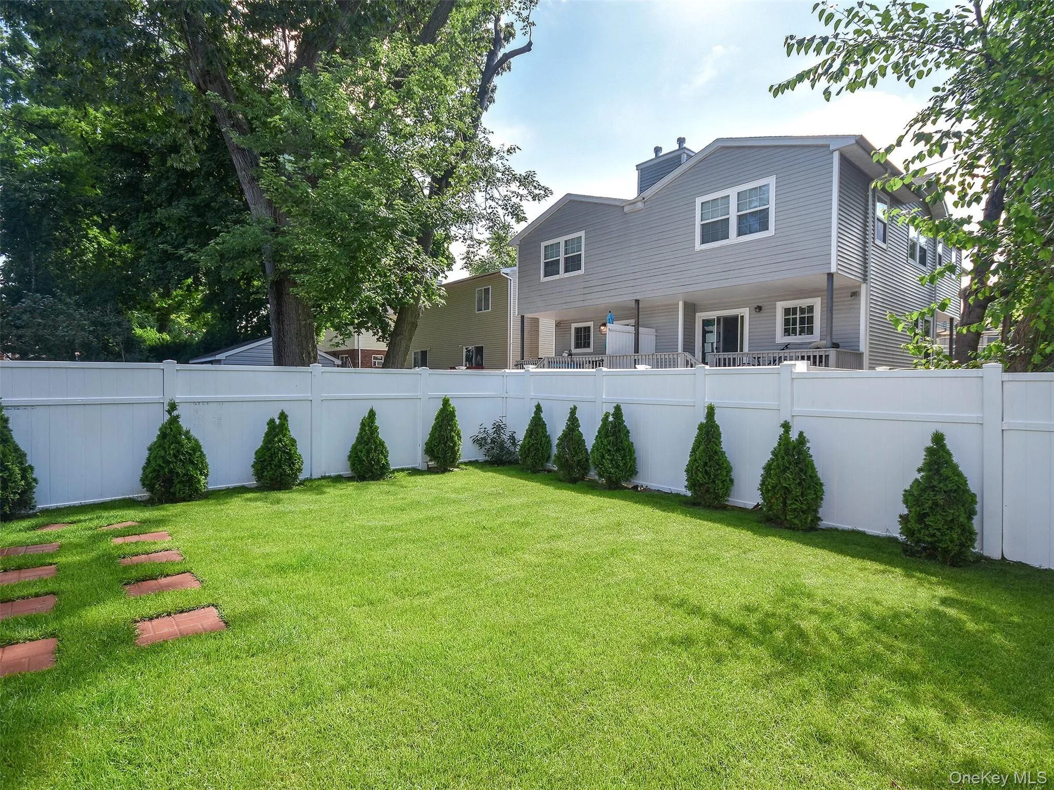59A Hickory Road, North Hempstead, NY, 3 Bedrooms Bedrooms, 6 Rooms Rooms,2 BathroomsBathrooms,Residential Lease,For Rent,Hickory,0,1017497 59A Hickory Road, North Hempstead, NY, 3 Bedrooms Bedrooms, 6 Rooms Rooms,2 BathroomsBathrooms,Residential Lease,For Rent,Hickory,0,1017497