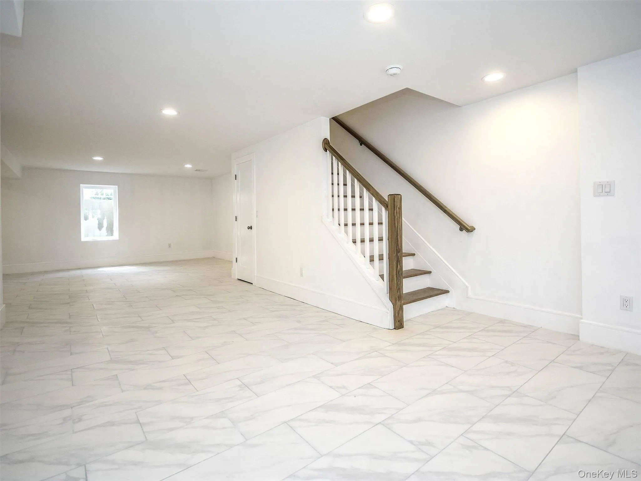59A Hickory Road, North Hempstead, NY, 3 Bedrooms Bedrooms, 6 Rooms Rooms,2 BathroomsBathrooms,Residential Lease,For Rent,Hickory,0,1017497 59A Hickory Road, North Hempstead, NY, 3 Bedrooms Bedrooms, 6 Rooms Rooms,2 BathroomsBathrooms,Residential Lease,For Rent,Hickory,0,1017497