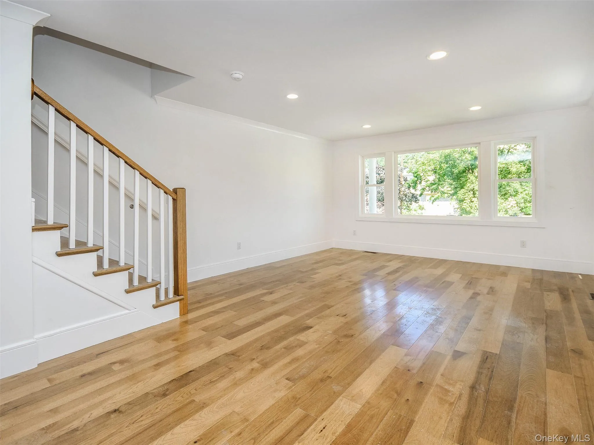 59A Hickory Road, North Hempstead, NY, 3 Bedrooms Bedrooms, 6 Rooms Rooms,2 BathroomsBathrooms,Residential Lease,For Rent,Hickory,0,1017497 59A Hickory Road, North Hempstead, NY, 3 Bedrooms Bedrooms, 6 Rooms Rooms,2 BathroomsBathrooms,Residential Lease,For Rent,Hickory,0,1017497