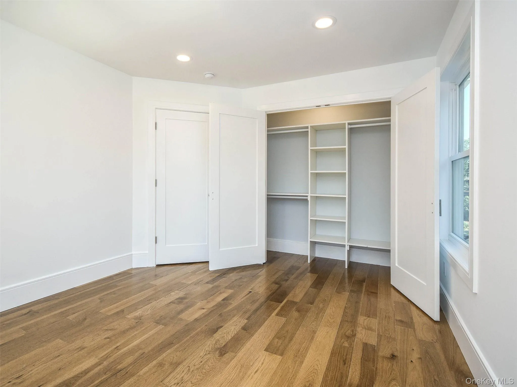 59A Hickory Road, North Hempstead, NY, 3 Bedrooms Bedrooms, 6 Rooms Rooms,2 BathroomsBathrooms,Residential Lease,For Rent,Hickory,0,1017497 59A Hickory Road, North Hempstead, NY, 3 Bedrooms Bedrooms, 6 Rooms Rooms,2 BathroomsBathrooms,Residential Lease,For Rent,Hickory,0,1017497