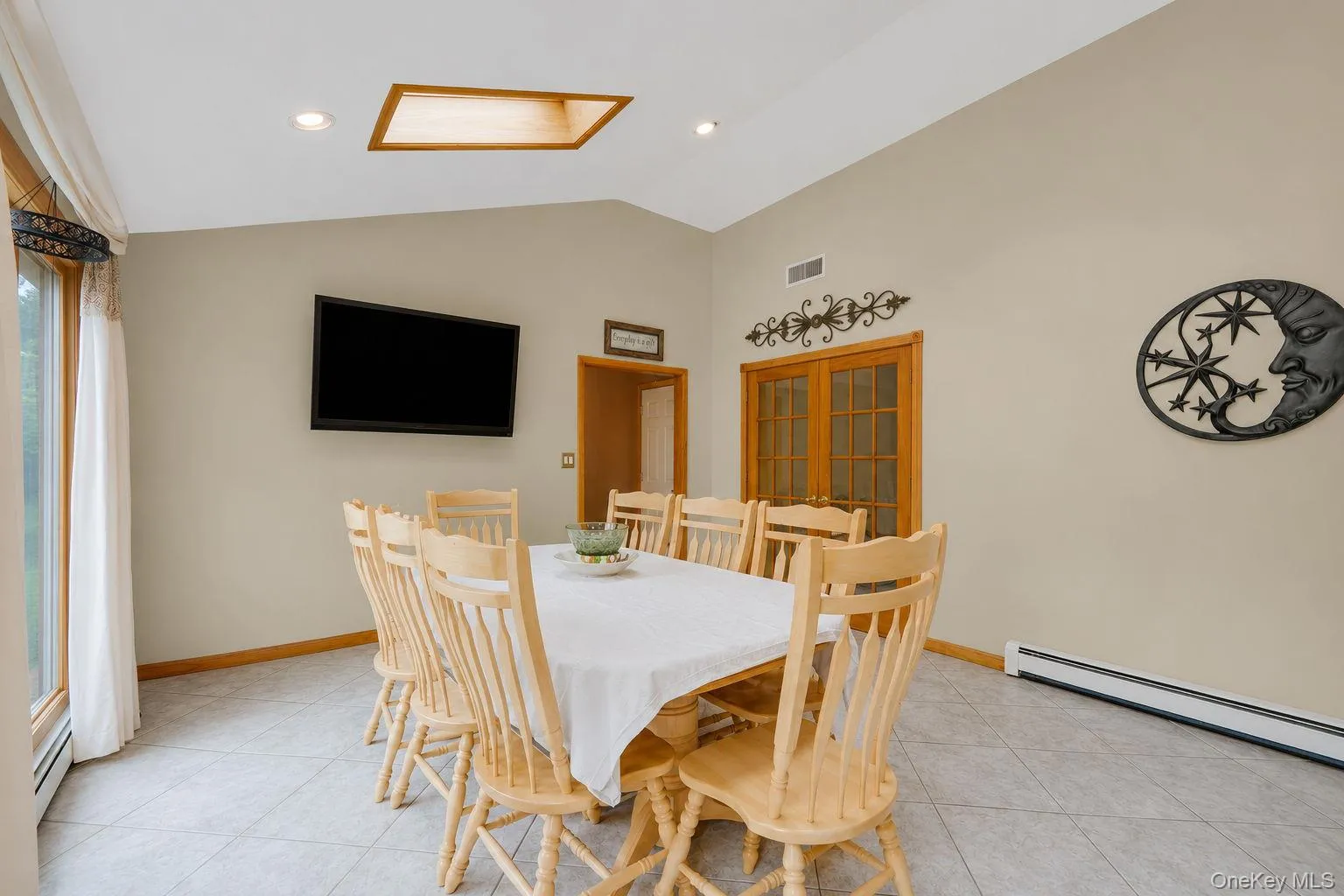 22 Puritan Avenue, Brookhaven, NY, 3 Bedrooms Bedrooms, 5 Rooms Rooms,2 BathroomsBathrooms,Residential,For Rent,Puritan,0,KEY1017501 22 Puritan Avenue, Brookhaven, NY, 3 Bedrooms Bedrooms, 5 Rooms Rooms,2 BathroomsBathrooms,Residential,For Rent,Puritan,0,KEY1017501