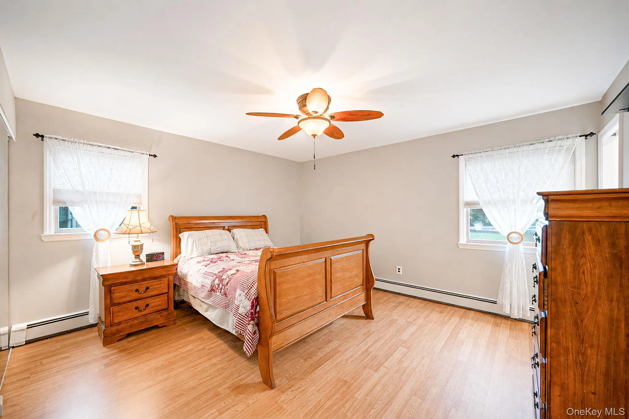 22 Puritan Avenue, Brookhaven, NY, 3 Bedrooms Bedrooms, 5 Rooms Rooms,2 BathroomsBathrooms,Residential,For Rent,Puritan,0,KEY1017501 22 Puritan Avenue, Brookhaven, NY, 3 Bedrooms Bedrooms, 5 Rooms Rooms,2 BathroomsBathrooms,Residential,For Rent,Puritan,0,KEY1017501