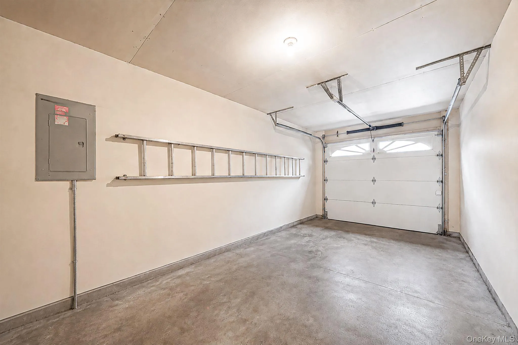 22 Puritan Avenue, Brookhaven, NY, 3 Bedrooms Bedrooms, 5 Rooms Rooms,2 BathroomsBathrooms,Residential,For Rent,Puritan,0,KEY1017501 22 Puritan Avenue, Brookhaven, NY, 3 Bedrooms Bedrooms, 5 Rooms Rooms,2 BathroomsBathrooms,Residential,For Rent,Puritan,0,KEY1017501