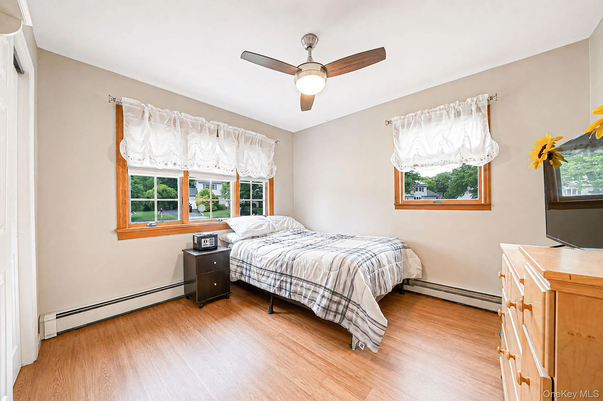 22 Puritan Avenue, Brookhaven, NY, 3 Bedrooms Bedrooms, 5 Rooms Rooms,2 BathroomsBathrooms,Residential,For Rent,Puritan,0,KEY1017501 22 Puritan Avenue, Brookhaven, NY, 3 Bedrooms Bedrooms, 5 Rooms Rooms,2 BathroomsBathrooms,Residential,For Rent,Puritan,0,KEY1017501