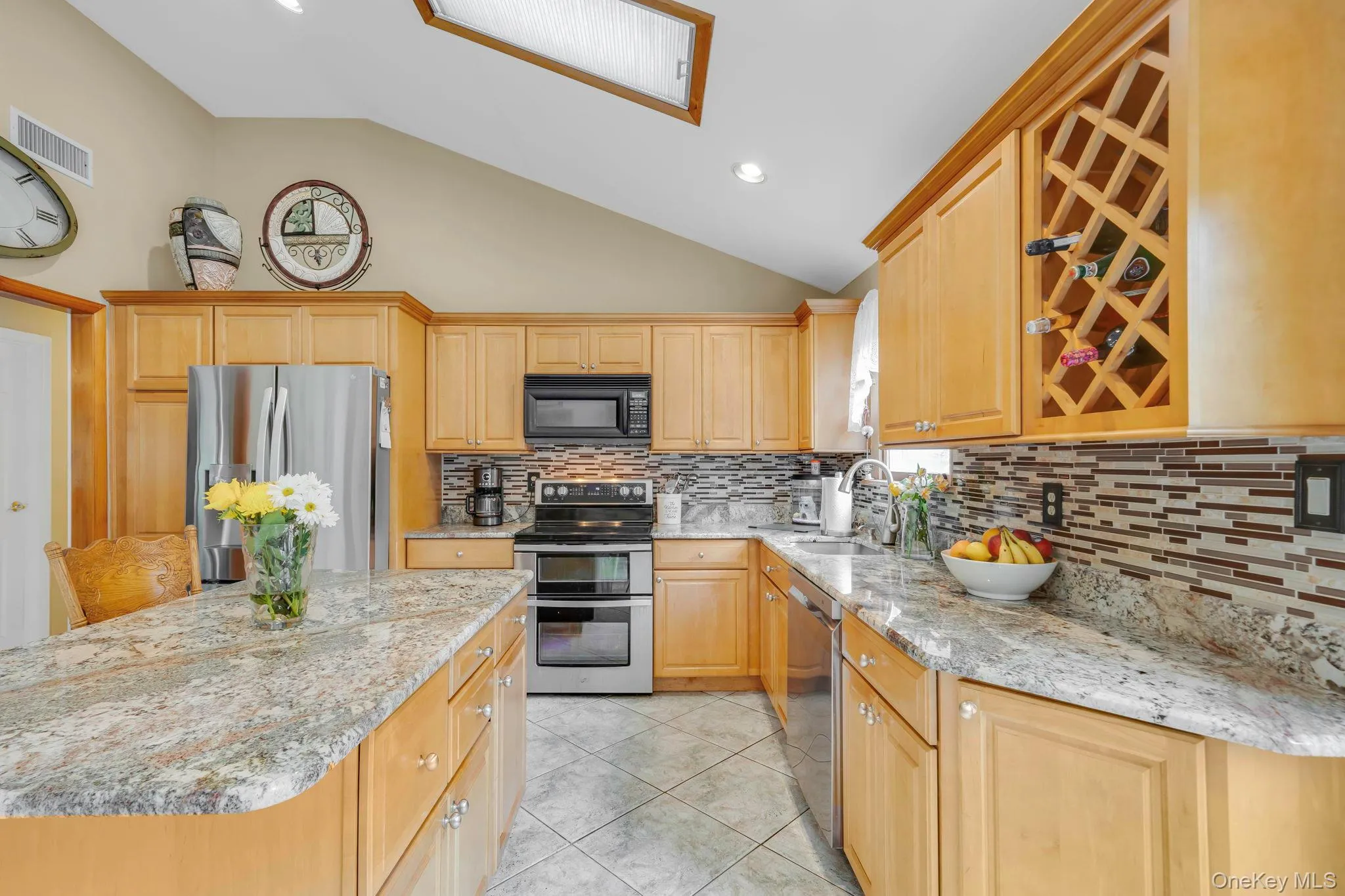 22 Puritan Avenue, Brookhaven, NY, 3 Bedrooms Bedrooms, 5 Rooms Rooms,2 BathroomsBathrooms,Residential,For Rent,Puritan,0,KEY1017501 22 Puritan Avenue, Brookhaven, NY, 3 Bedrooms Bedrooms, 5 Rooms Rooms,2 BathroomsBathrooms,Residential,For Rent,Puritan,0,KEY1017501