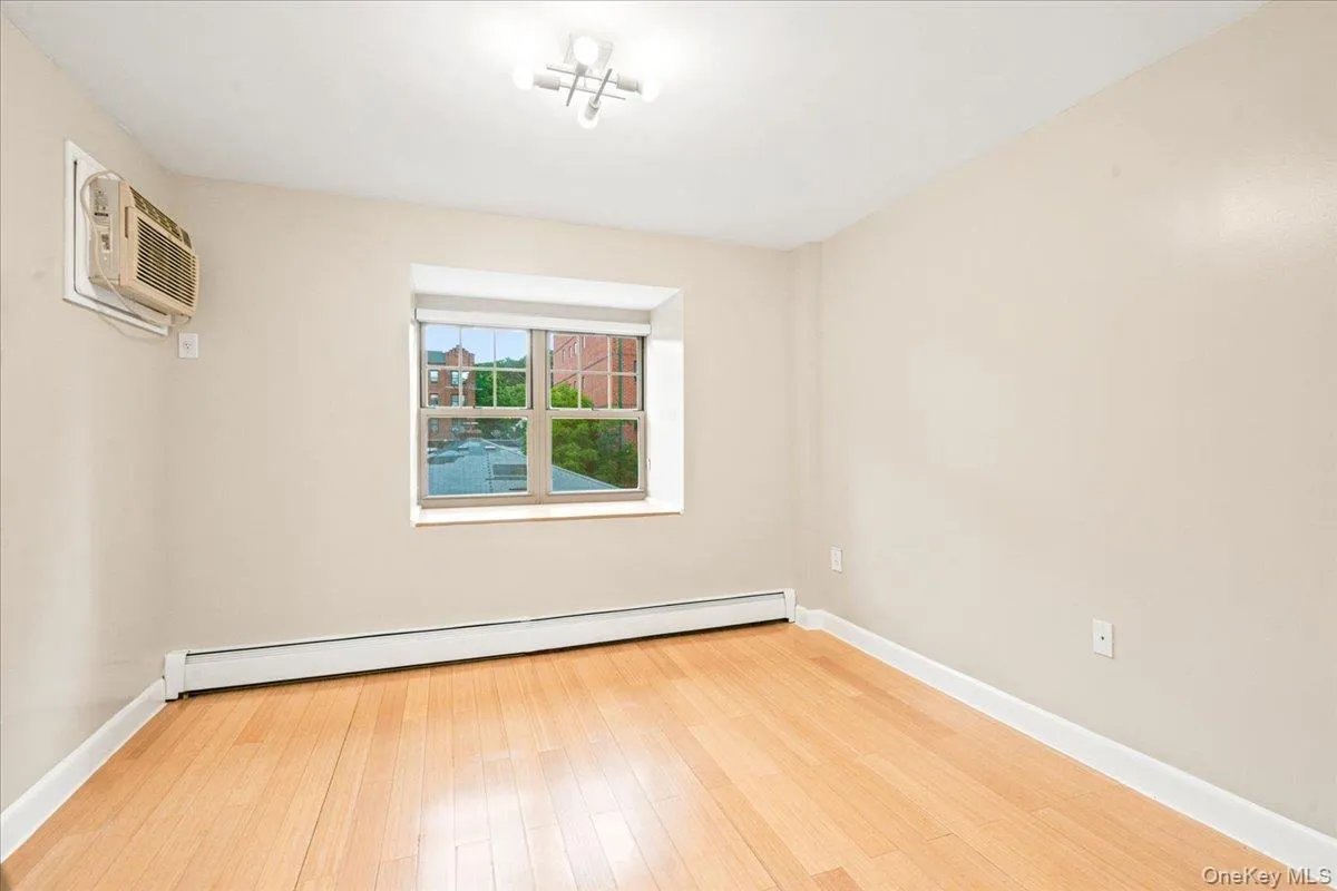 83-75 117th Street, New York, NY, 1 Bedroom Bedrooms, 4 Rooms Rooms,1 BathroomBathrooms,Residential,For Rent,117th,0,KEY1017503 83-75 117th Street, New York, NY, 1 Bedroom Bedrooms, 4 Rooms Rooms,1 BathroomBathrooms,Residential,For Rent,117th,0,KEY1017503