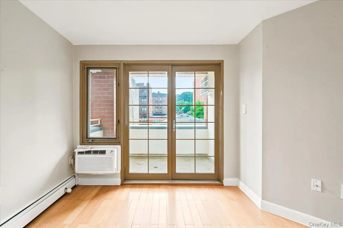 83-75 117th Street, New York, NY, 1 Bedroom Bedrooms, 4 Rooms Rooms,1 BathroomBathrooms,Residential,For Rent,117th,0,KEY1017503 83-75 117th Street, New York, NY, 1 Bedroom Bedrooms, 4 Rooms Rooms,1 BathroomBathrooms,Residential,For Rent,117th,0,KEY1017503