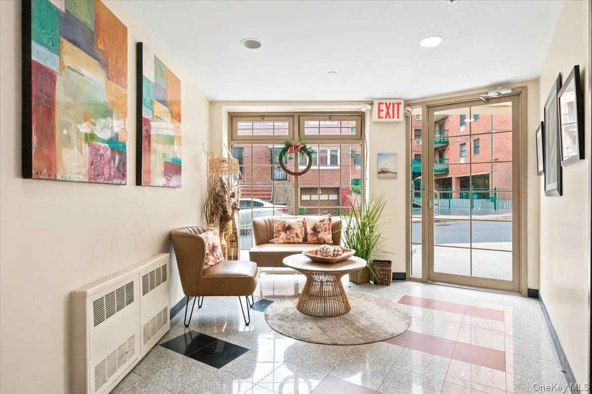 83-75 117th Street, New York, NY, 1 Bedroom Bedrooms, 4 Rooms Rooms,1 BathroomBathrooms,Residential,For Rent,117th,0,KEY1017503 83-75 117th Street, New York, NY, 1 Bedroom Bedrooms, 4 Rooms Rooms,1 BathroomBathrooms,Residential,For Rent,117th,0,KEY1017503