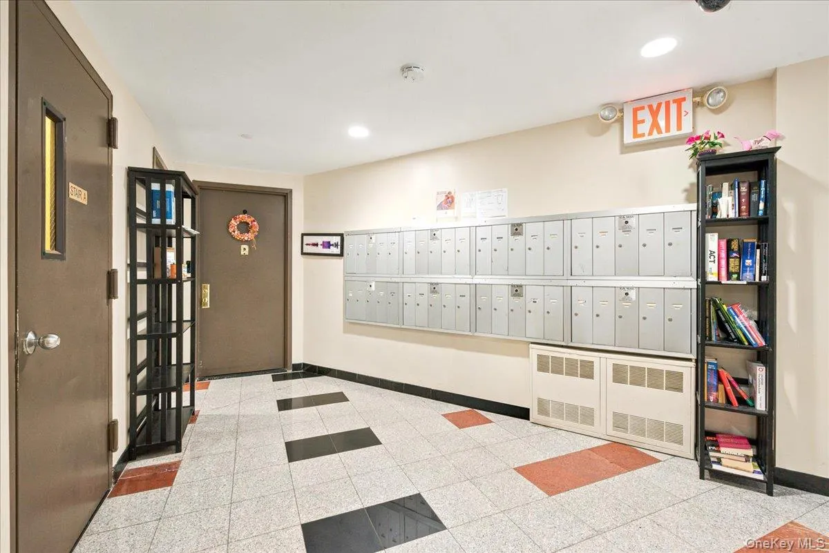 83-75 117th Street, New York, NY, 1 Bedroom Bedrooms, 4 Rooms Rooms,1 BathroomBathrooms,Residential,For Rent,117th,0,KEY1017503 83-75 117th Street, New York, NY, 1 Bedroom Bedrooms, 4 Rooms Rooms,1 BathroomBathrooms,Residential,For Rent,117th,0,KEY1017503