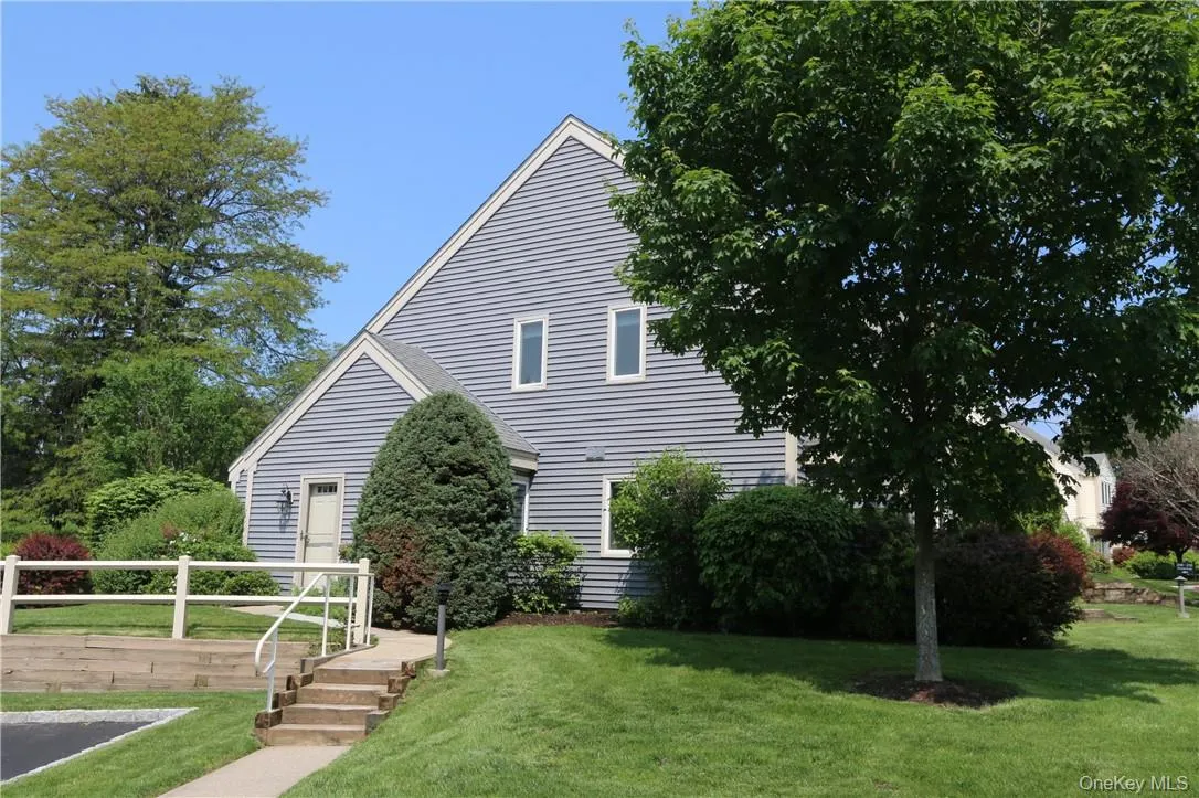 218 Stoneway Lane, Peekskill, NY, 2 Bedrooms Bedrooms, 5 Rooms Rooms,2 BathroomsBathrooms,Residential Lease,For Rent,Stoneway,0,1017505 218 Stoneway Lane, Peekskill, NY, 2 Bedrooms Bedrooms, 5 Rooms Rooms,2 BathroomsBathrooms,Residential Lease,For Rent,Stoneway,0,1017505