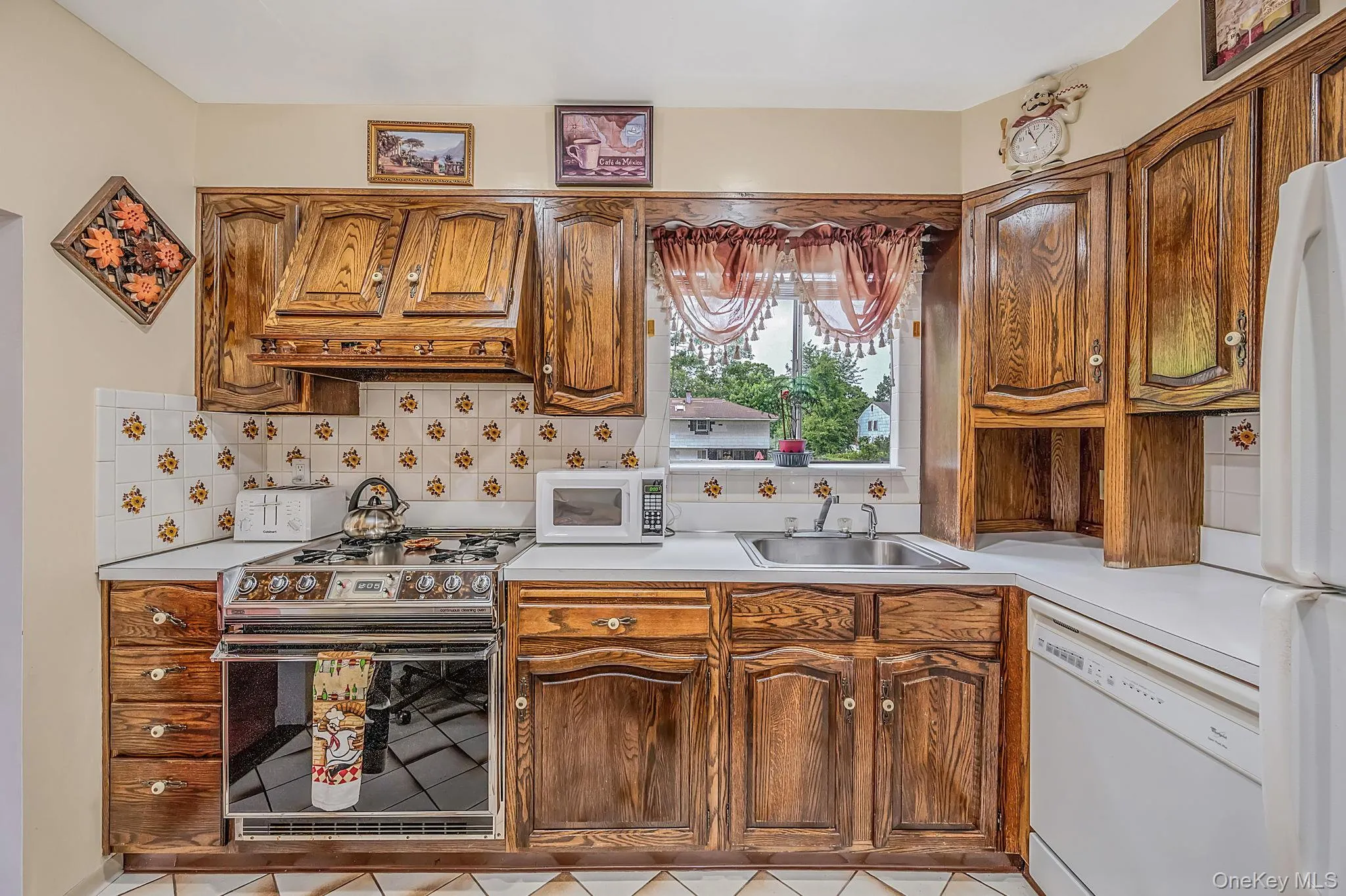 90 Rhode Island Avenue, Islip, NY, 4 Bedrooms Bedrooms, 7 Rooms Rooms,1 BathroomBathrooms,Residential,For Rent,Rhode Island,0,KEY1017508 90 Rhode Island Avenue, Islip, NY, 4 Bedrooms Bedrooms, 7 Rooms Rooms,1 BathroomBathrooms,Residential,For Rent,Rhode Island,0,KEY1017508