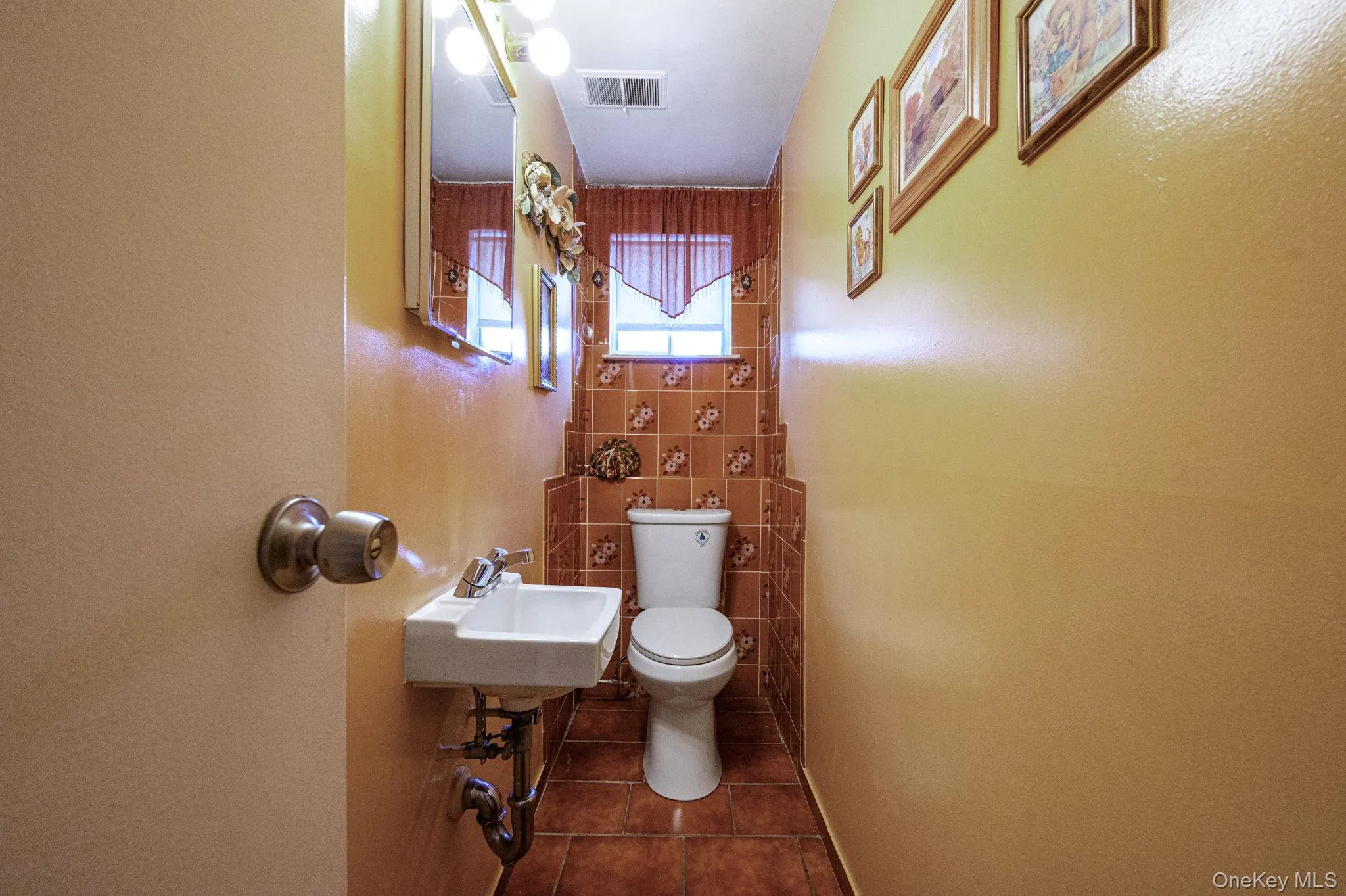 90 Rhode Island Avenue, Islip, NY, 4 Bedrooms Bedrooms, 7 Rooms Rooms,1 BathroomBathrooms,Residential,For Rent,Rhode Island,0,KEY1017508 90 Rhode Island Avenue, Islip, NY, 4 Bedrooms Bedrooms, 7 Rooms Rooms,1 BathroomBathrooms,Residential,For Rent,Rhode Island,0,KEY1017508