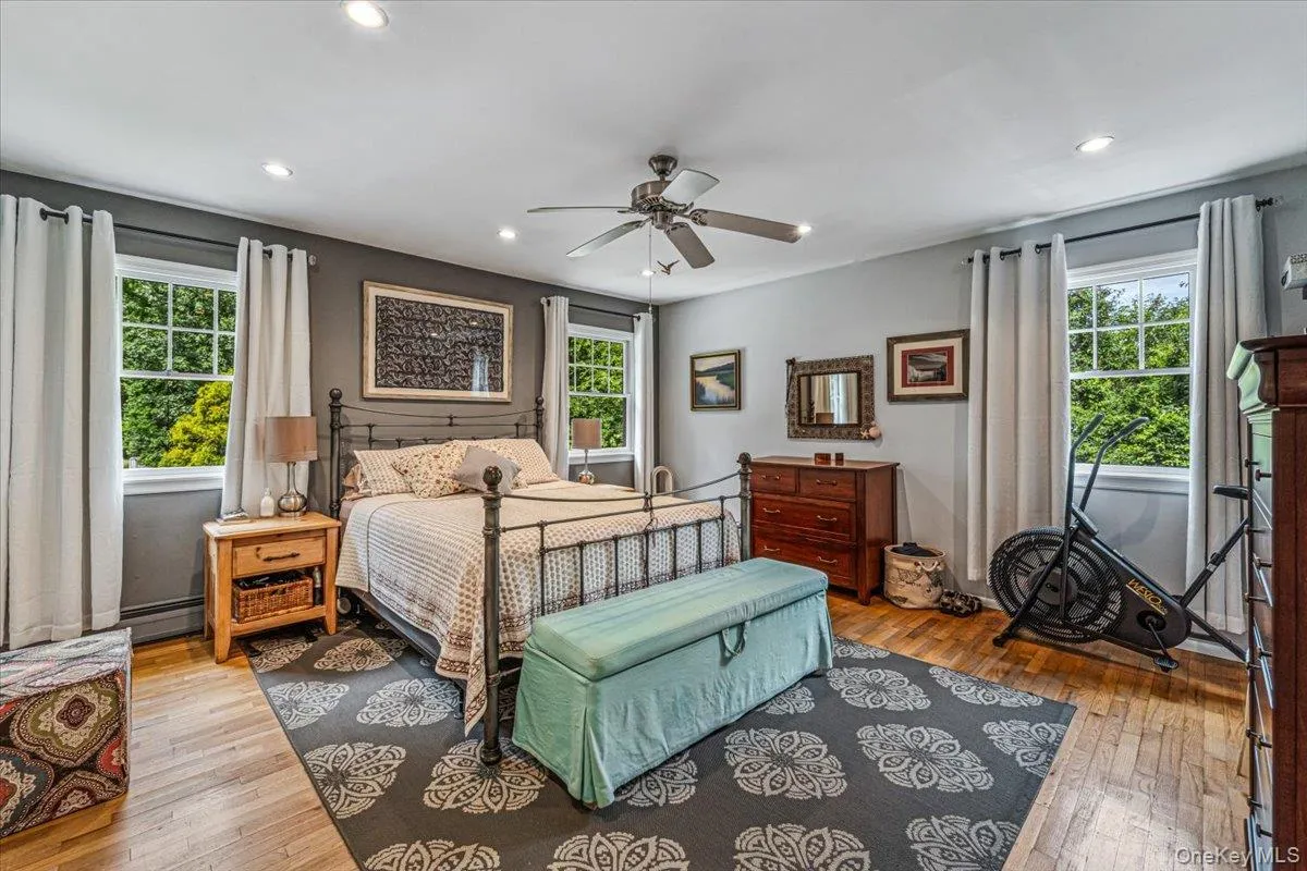 94 Hess Road, Clarkstown, NY, 4 Bedrooms Bedrooms, 7 Rooms Rooms,3 BathroomsBathrooms,Residential,For Rent,Hess,0,1017511 94 Hess Road, Clarkstown, NY, 4 Bedrooms Bedrooms, 7 Rooms Rooms,3 BathroomsBathrooms,Residential,For Rent,Hess,0,1017511