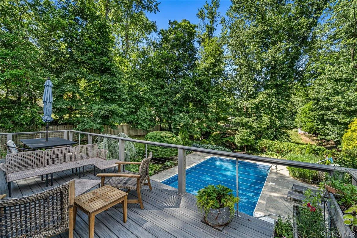 94 Hess Road, Clarkstown, NY, 4 Bedrooms Bedrooms, 7 Rooms Rooms,3 BathroomsBathrooms,Residential,For Rent,Hess,0,1017511 94 Hess Road, Clarkstown, NY, 4 Bedrooms Bedrooms, 7 Rooms Rooms,3 BathroomsBathrooms,Residential,For Rent,Hess,0,1017511