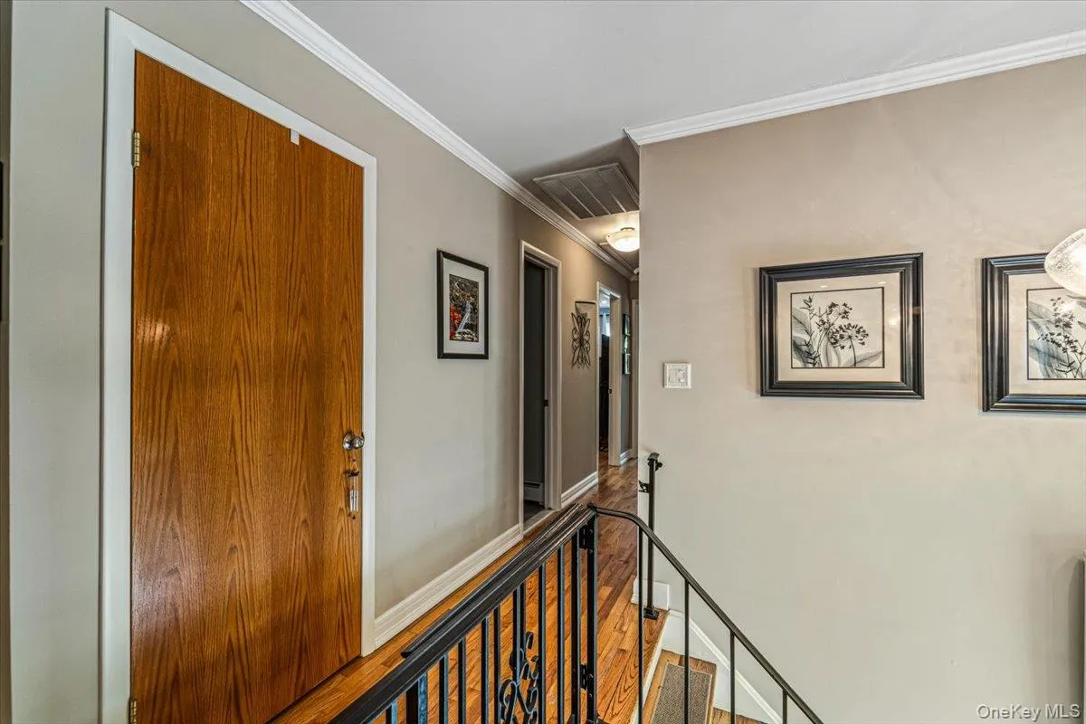 94 Hess Road, Clarkstown, NY, 4 Bedrooms Bedrooms, 7 Rooms Rooms,3 BathroomsBathrooms,Residential,For Rent,Hess,0,1017511 94 Hess Road, Clarkstown, NY, 4 Bedrooms Bedrooms, 7 Rooms Rooms,3 BathroomsBathrooms,Residential,For Rent,Hess,0,1017511