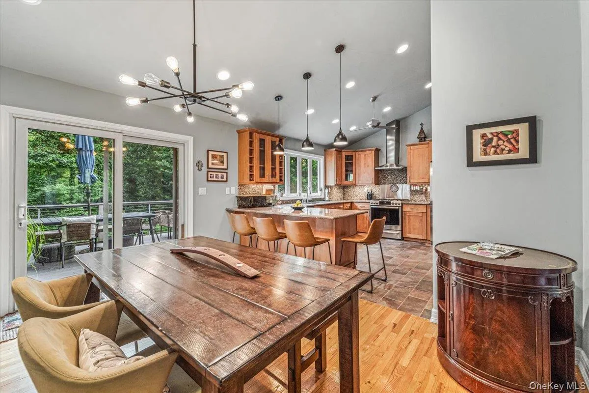 94 Hess Road, Clarkstown, NY, 4 Bedrooms Bedrooms, 7 Rooms Rooms,3 BathroomsBathrooms,Residential,For Rent,Hess,0,1017511 94 Hess Road, Clarkstown, NY, 4 Bedrooms Bedrooms, 7 Rooms Rooms,3 BathroomsBathrooms,Residential,For Rent,Hess,0,1017511