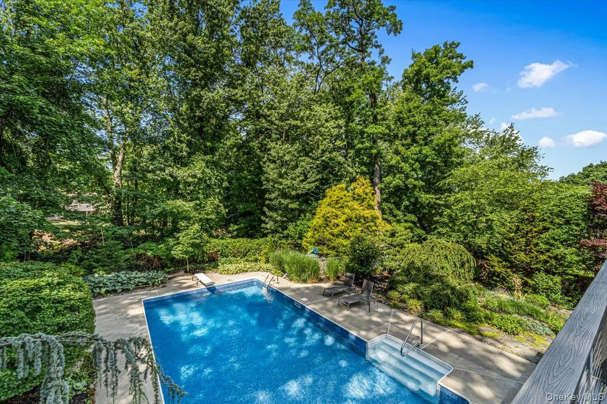 94 Hess Road, Clarkstown, NY, 4 Bedrooms Bedrooms, 7 Rooms Rooms,3 BathroomsBathrooms,Residential,For Rent,Hess,0,1017511 94 Hess Road, Clarkstown, NY, 4 Bedrooms Bedrooms, 7 Rooms Rooms,3 BathroomsBathrooms,Residential,For Rent,Hess,0,1017511