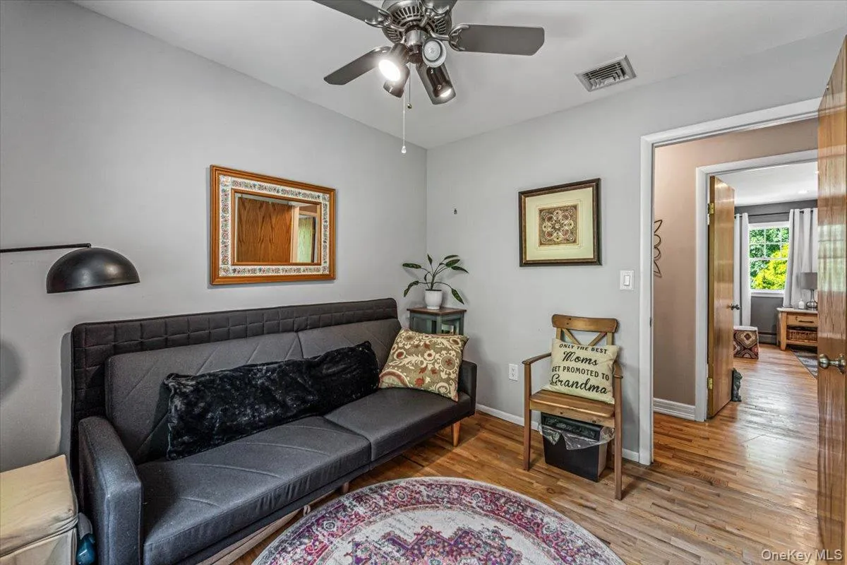 94 Hess Road, Clarkstown, NY, 4 Bedrooms Bedrooms, 7 Rooms Rooms,3 BathroomsBathrooms,Residential,For Rent,Hess,0,1017511 94 Hess Road, Clarkstown, NY, 4 Bedrooms Bedrooms, 7 Rooms Rooms,3 BathroomsBathrooms,Residential,For Rent,Hess,0,1017511