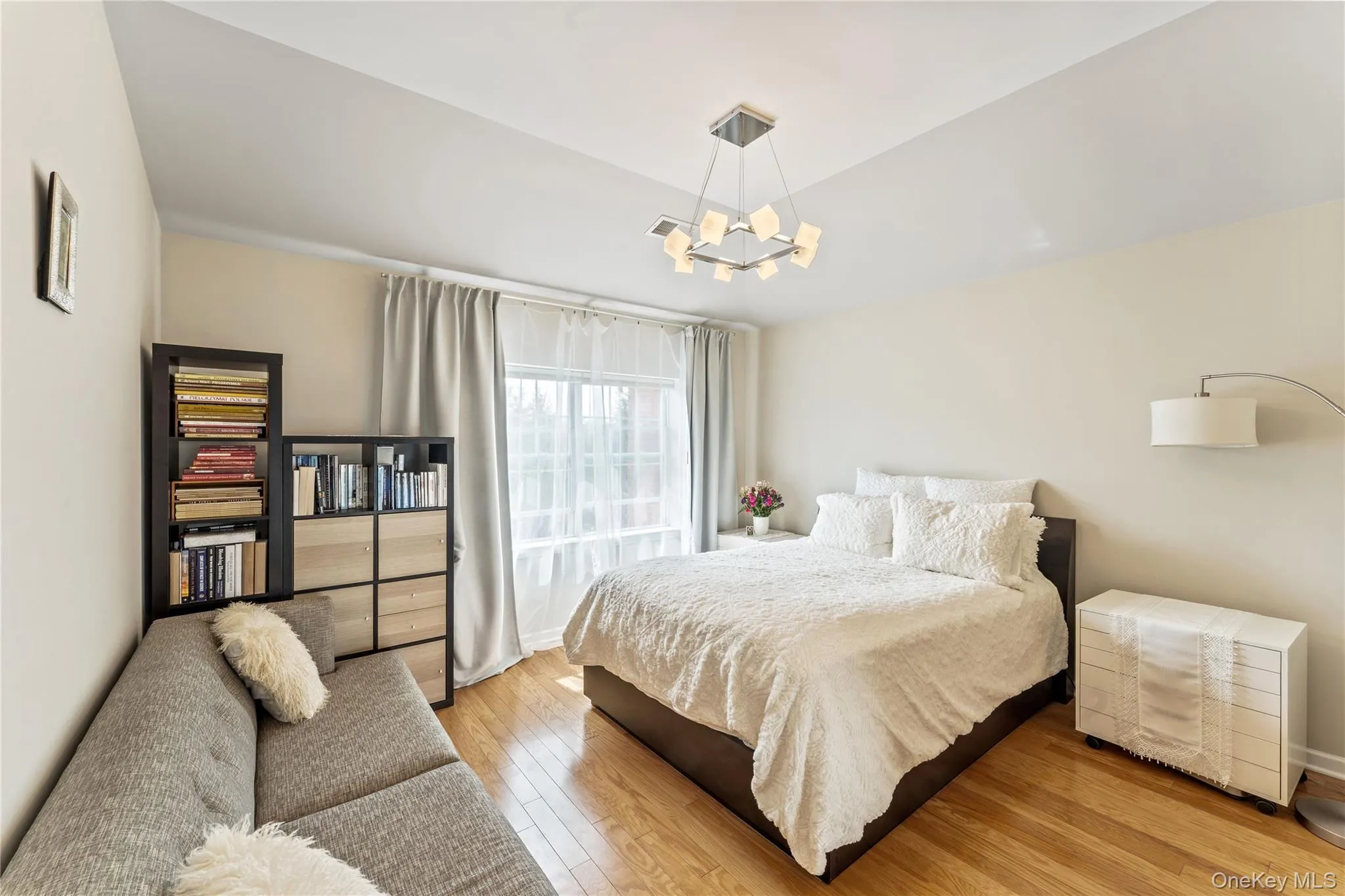 12206 Powells Cove Boulevard, New York, NY, 3 Bedrooms Bedrooms, 6 Rooms Rooms,2 BathroomsBathrooms,Residential,For Rent,Powells Cove,0,1017514 12206 Powells Cove Boulevard, New York, NY, 3 Bedrooms Bedrooms, 6 Rooms Rooms,2 BathroomsBathrooms,Residential,For Rent,Powells Cove,0,1017514