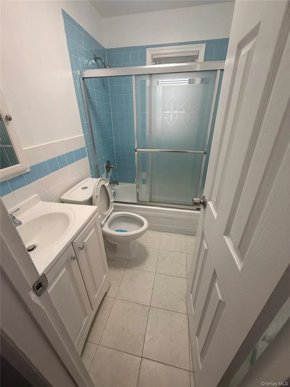 147-15 225th Street, New York, NY, 3 Bedrooms Bedrooms, 5 Rooms Rooms,1 BathroomBathrooms,Residential Lease,For Rent,225th,0,1017515 147-15 225th Street, New York, NY, 3 Bedrooms Bedrooms, 5 Rooms Rooms,1 BathroomBathrooms,Residential Lease,For Rent,225th,0,1017515
