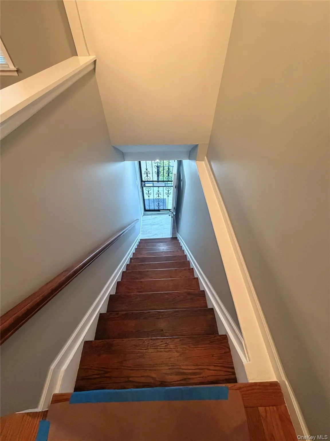 147-15 225th Street, New York, NY, 3 Bedrooms Bedrooms, 5 Rooms Rooms,1 BathroomBathrooms,Residential Lease,For Rent,225th,0,1017515 147-15 225th Street, New York, NY, 3 Bedrooms Bedrooms, 5 Rooms Rooms,1 BathroomBathrooms,Residential Lease,For Rent,225th,0,1017515
