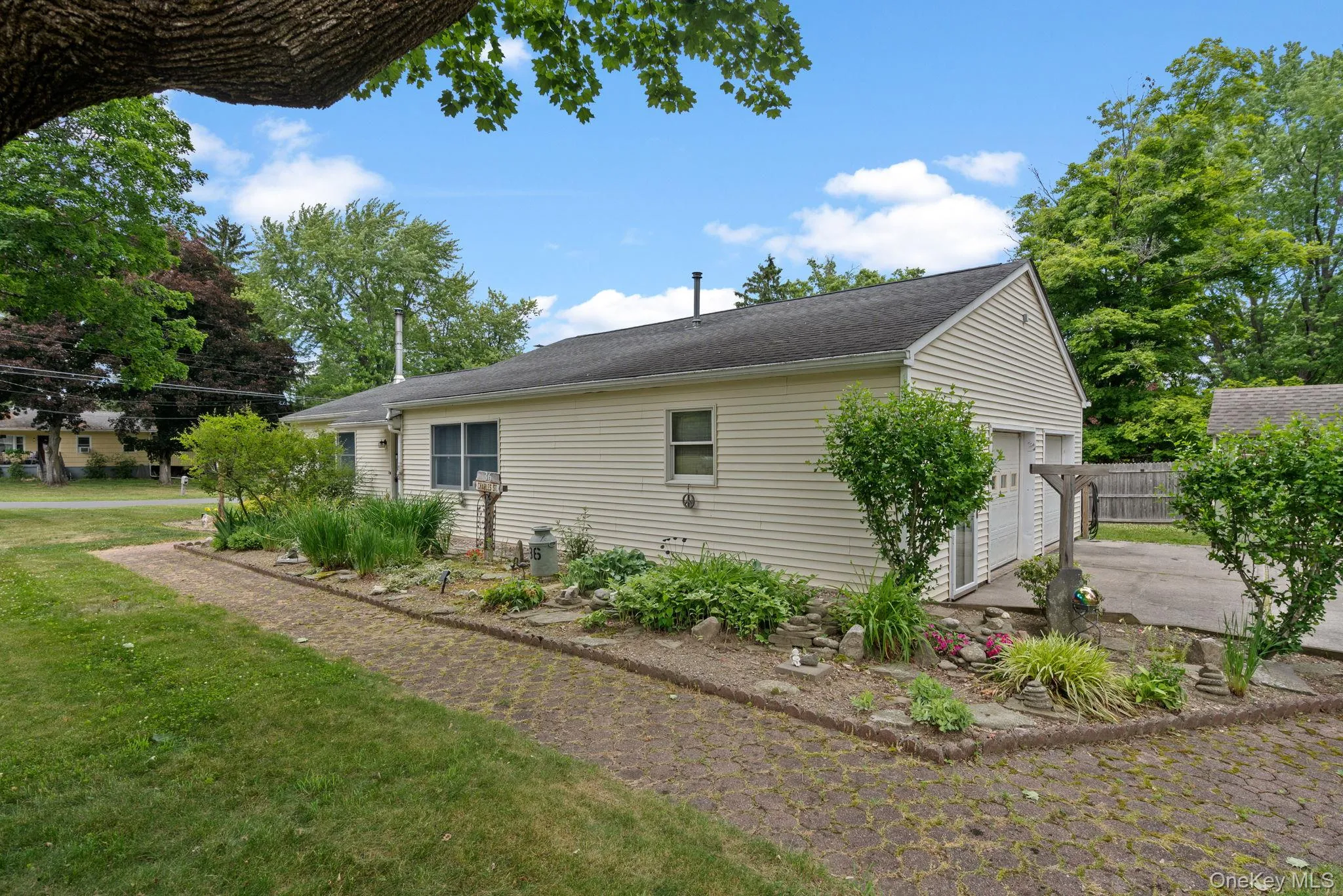 36 Charles Street, Montgomery, NY, 1 Bedroom Bedrooms, 5 Rooms Rooms,1 BathroomBathrooms,Residential,For Rent,Charles,0,1017517 36 Charles Street, Montgomery, NY, 1 Bedroom Bedrooms, 5 Rooms Rooms,1 BathroomBathrooms,Residential,For Rent,Charles,0,1017517
