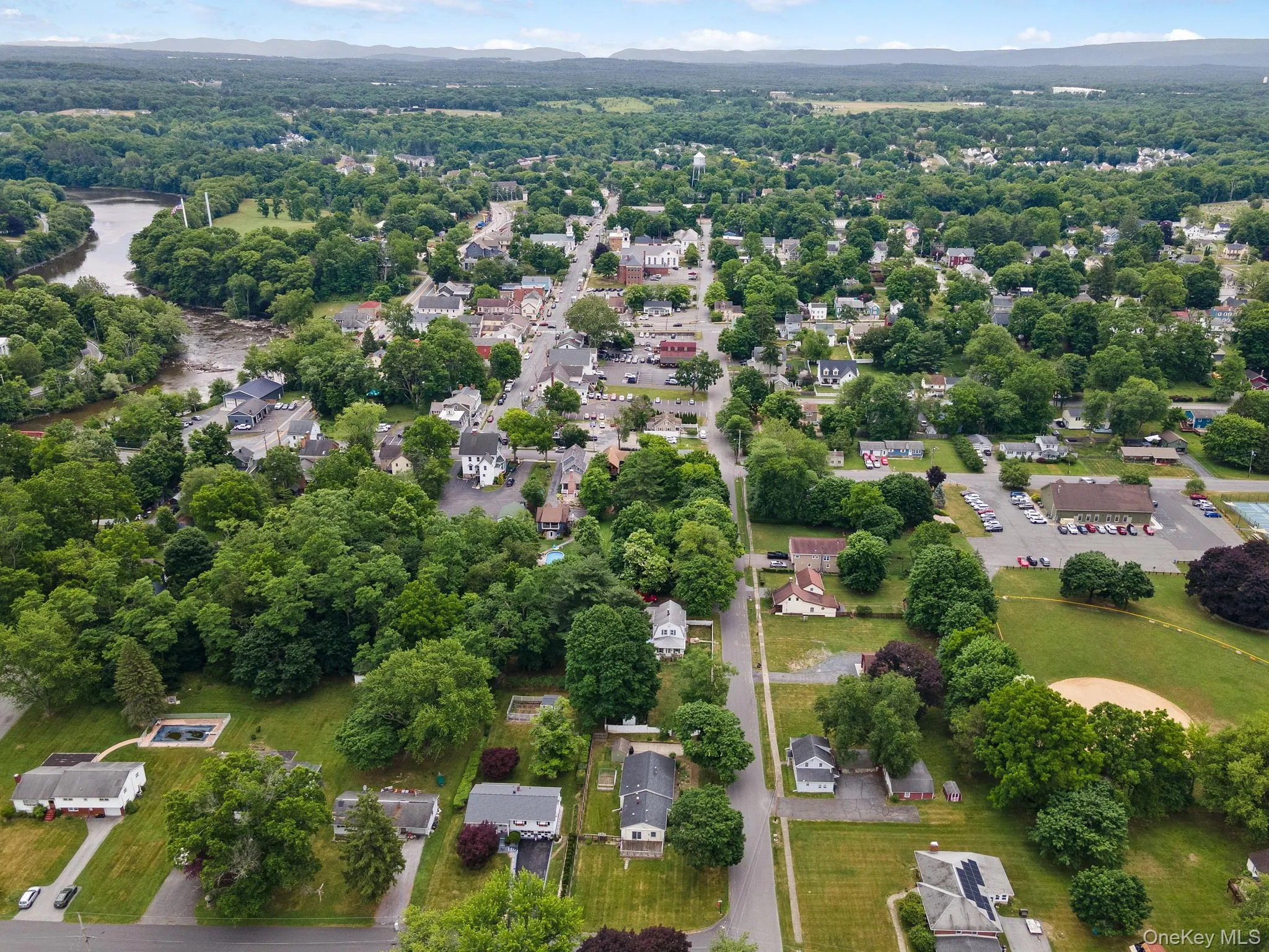 36 Charles Street, Montgomery, NY, 1 Bedroom Bedrooms, 5 Rooms Rooms,1 BathroomBathrooms,Residential,For Rent,Charles,0,1017517 36 Charles Street, Montgomery, NY, 1 Bedroom Bedrooms, 5 Rooms Rooms,1 BathroomBathrooms,Residential,For Rent,Charles,0,1017517