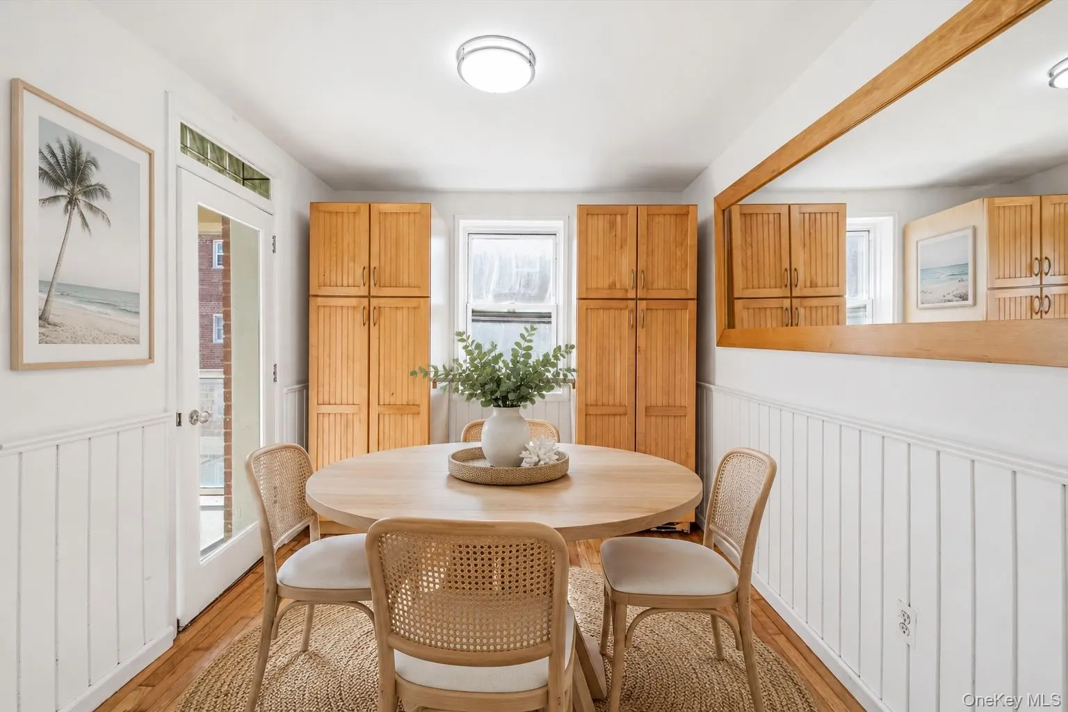 Dining area with ocean viewsThis photo was virtually staged Dining area with ocean viewsThis photo was virtually staged